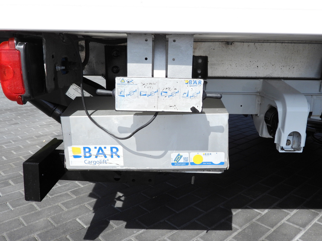 Furgone frigo MERCEDES SPRINTER 316 REGRIGERATOR BOX 0*C LIFT 8 PALLETS CRUISE CONTROL PNEUMATICS AIR CONDITIONING 160HP: foto 23 Furgone frigo MERCEDES SPRINTER 316 REGRIGERATOR BOX 0*C LIFT 8 PALLETS CRUISE CONTROL PNEUMATICS AIR CONDITIONING 160HP: foto 23