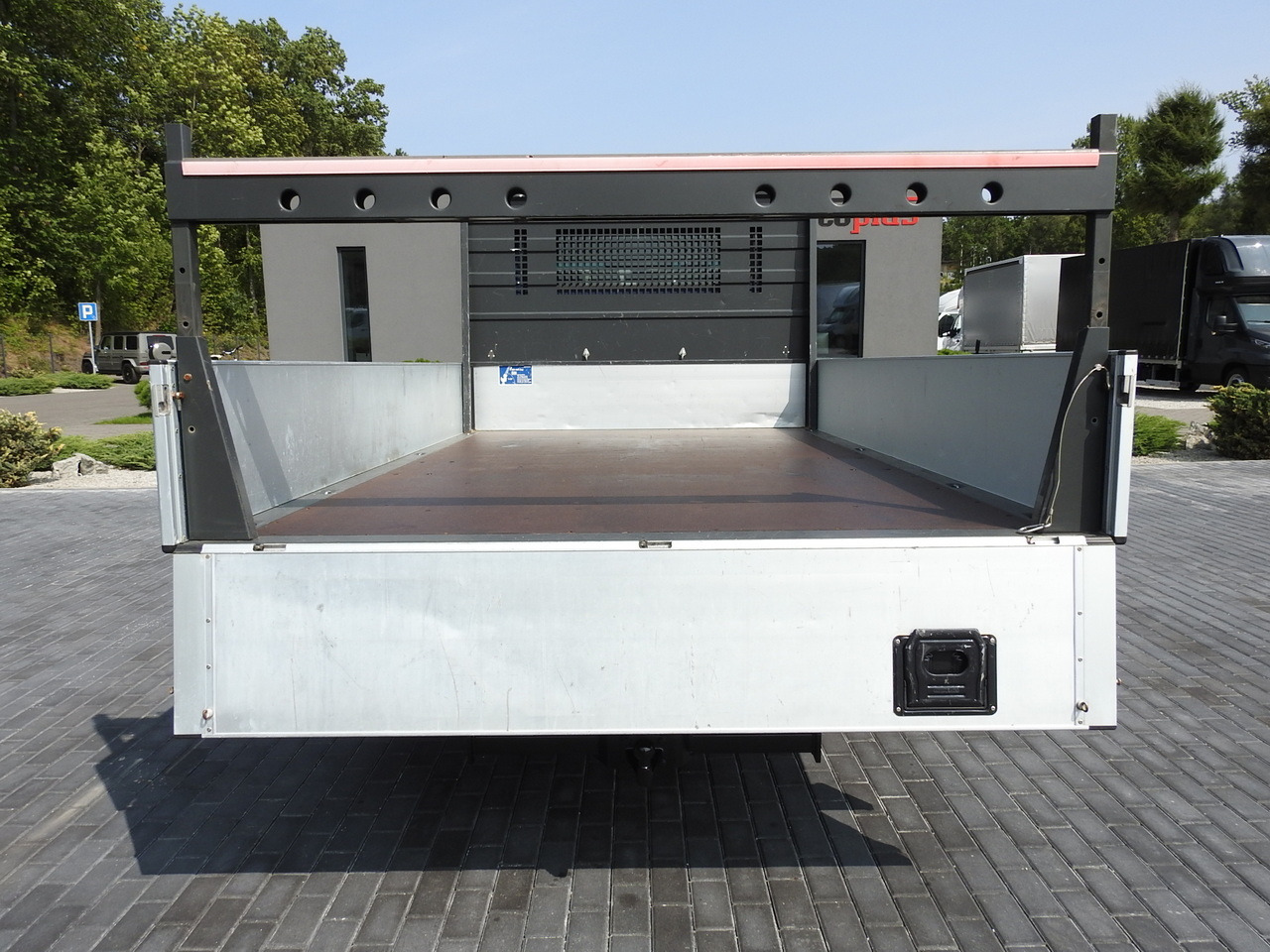 Furgone doppia cabina MERCEDES SPRINTER 316 STAKE BODY DOUBLE CABIN DOKA 7 SEATS AIR CONDITIONING  160HP: foto 11 Furgone doppia cabina MERCEDES SPRINTER 316 STAKE BODY DOUBLE CABIN DOKA 7 SEATS AIR CONDITIONING  160HP: foto 11