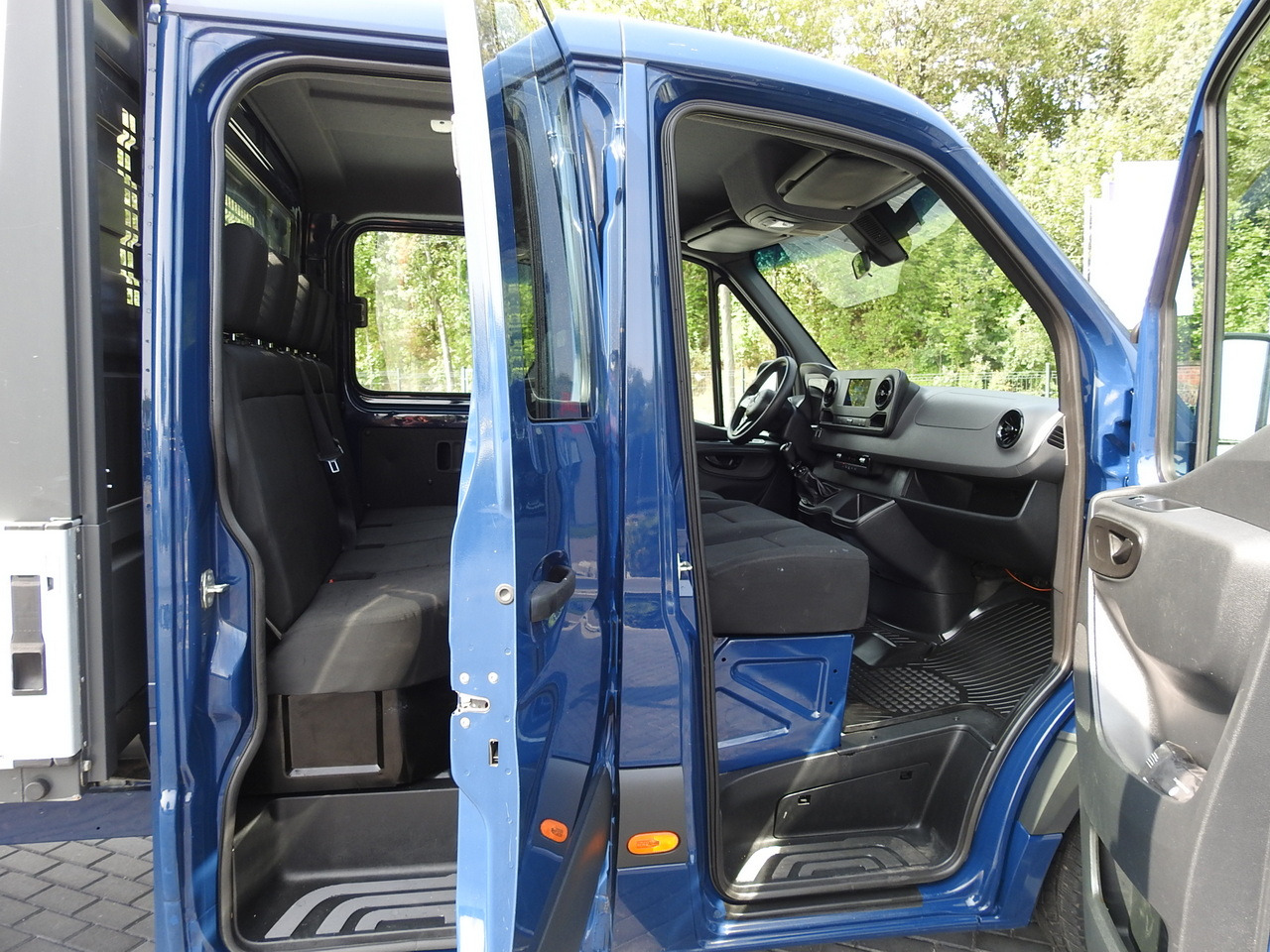 Furgone doppia cabina MERCEDES SPRINTER 316 STAKE BODY DOUBLE CABIN DOKA 7 SEATS AIR CONDITIONING  160HP: foto 38 Furgone doppia cabina MERCEDES SPRINTER 316 STAKE BODY DOUBLE CABIN DOKA 7 SEATS AIR CONDITIONING  160HP: foto 38