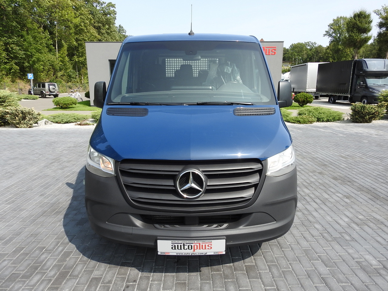 Furgone doppia cabina MERCEDES SPRINTER 316 STAKE BODY DOUBLE CABIN DOKA 7 SEATS AIR CONDITIONING  160HP: foto 5 Furgone doppia cabina MERCEDES SPRINTER 316 STAKE BODY DOUBLE CABIN DOKA 7 SEATS AIR CONDITIONING  160HP: foto 5