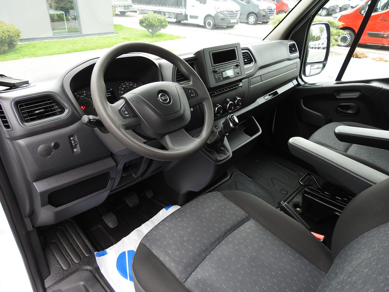 OPEL MOVANO - Furgone ribaltabile: foto 2 OPEL MOVANO - Furgone ribaltabile: foto 2