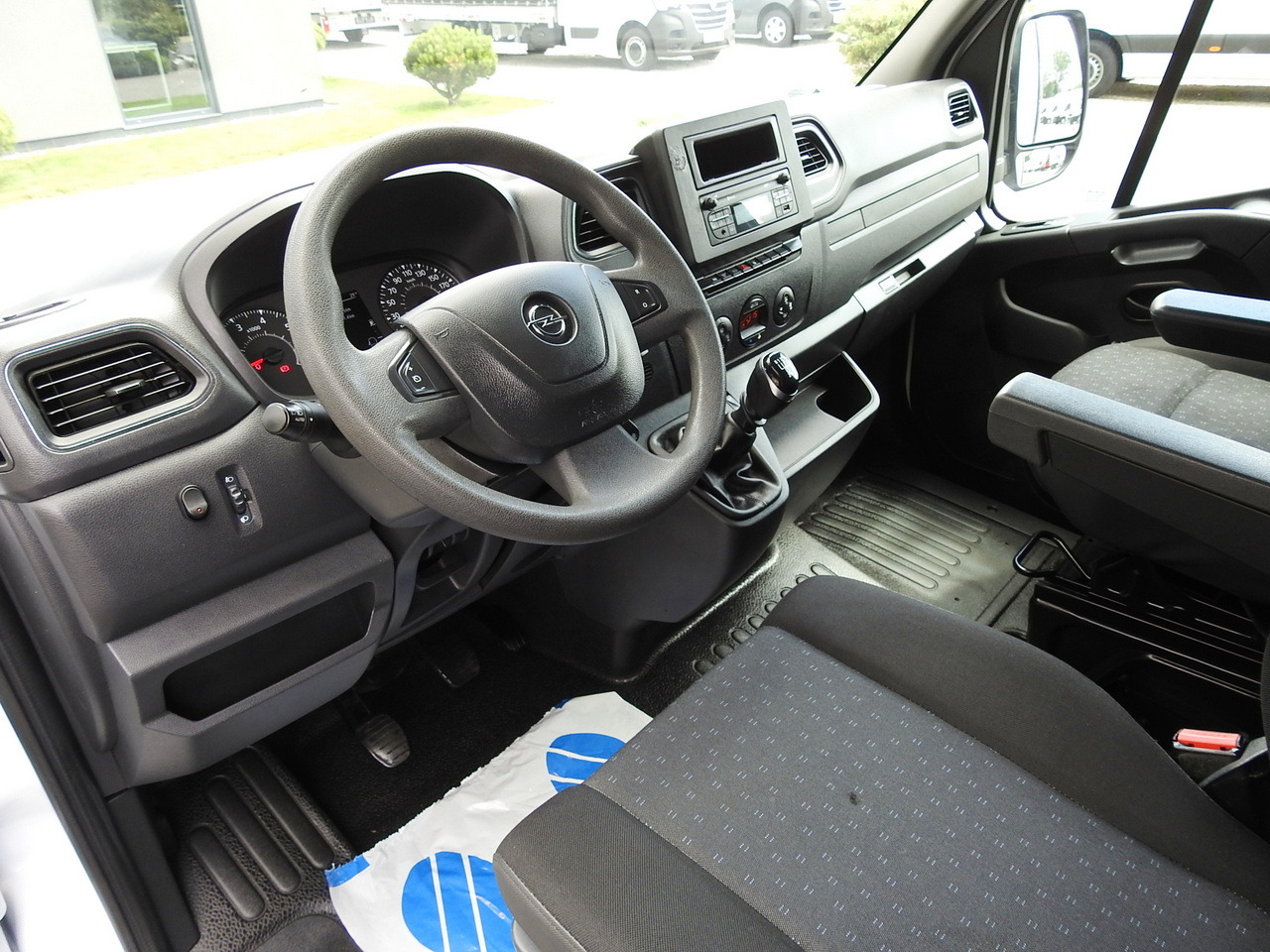 OPEL MOVANO TARPAULIN 10 PALLETS WEBASTO CRUISE CONTROL AIR CONDITIONING PNEUMATICS 165HP - Furgone centinato: foto 2 OPEL MOVANO TARPAULIN 10 PALLETS WEBASTO CRUISE CONTROL AIR CONDITIONING PNEUMATICS 165HP - Furgone centinato: foto 2