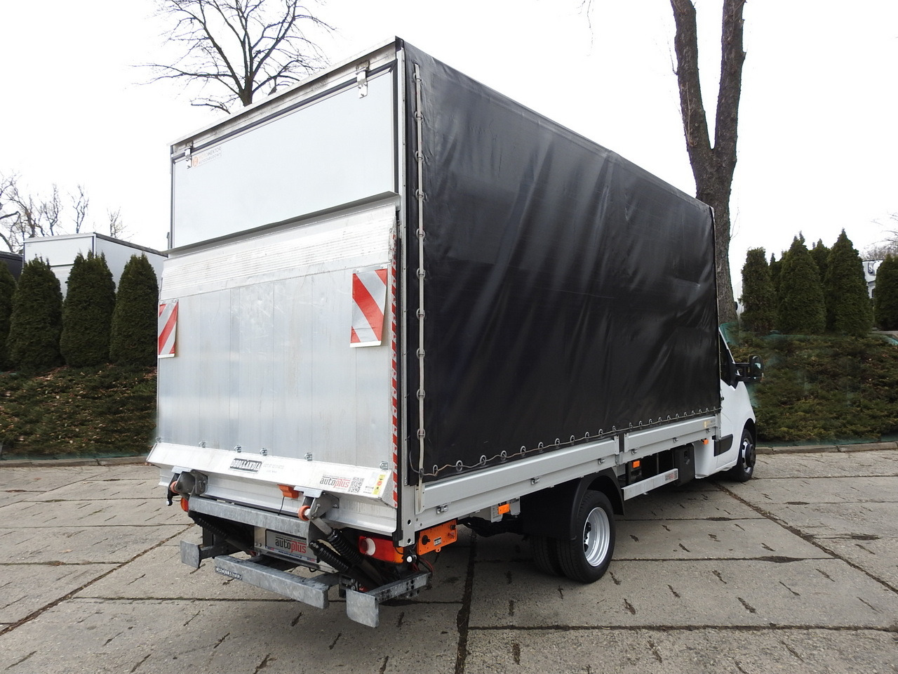 OPEL MOVANO TARPAULIN LIFT 10 PALLETS CRUISE CONTROL AIR CONDITIONING LED LIGHTS PNEUMATICS TWIN WHEELS 165HP - Furgone centinato: foto 3 OPEL MOVANO TARPAULIN LIFT 10 PALLETS CRUISE CONTROL AIR CONDITIONING LED LIGHTS PNEUMATICS TWIN WHEELS 165HP - Furgone centinato: foto 3