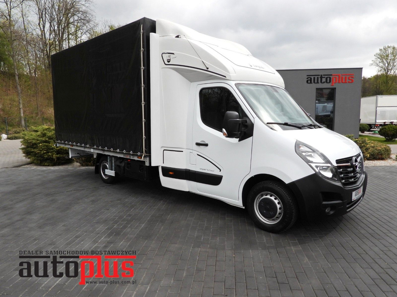 Opel MOVANO PRITSCHE PLANE 10 PALETTEN WEBASTO A/C - Furgone centinato, Furgone doppia cabina: foto 1 Opel MOVANO PRITSCHE PLANE 10 PALETTEN WEBASTO A/C - Furgone centinato, Furgone doppia cabina: foto 1