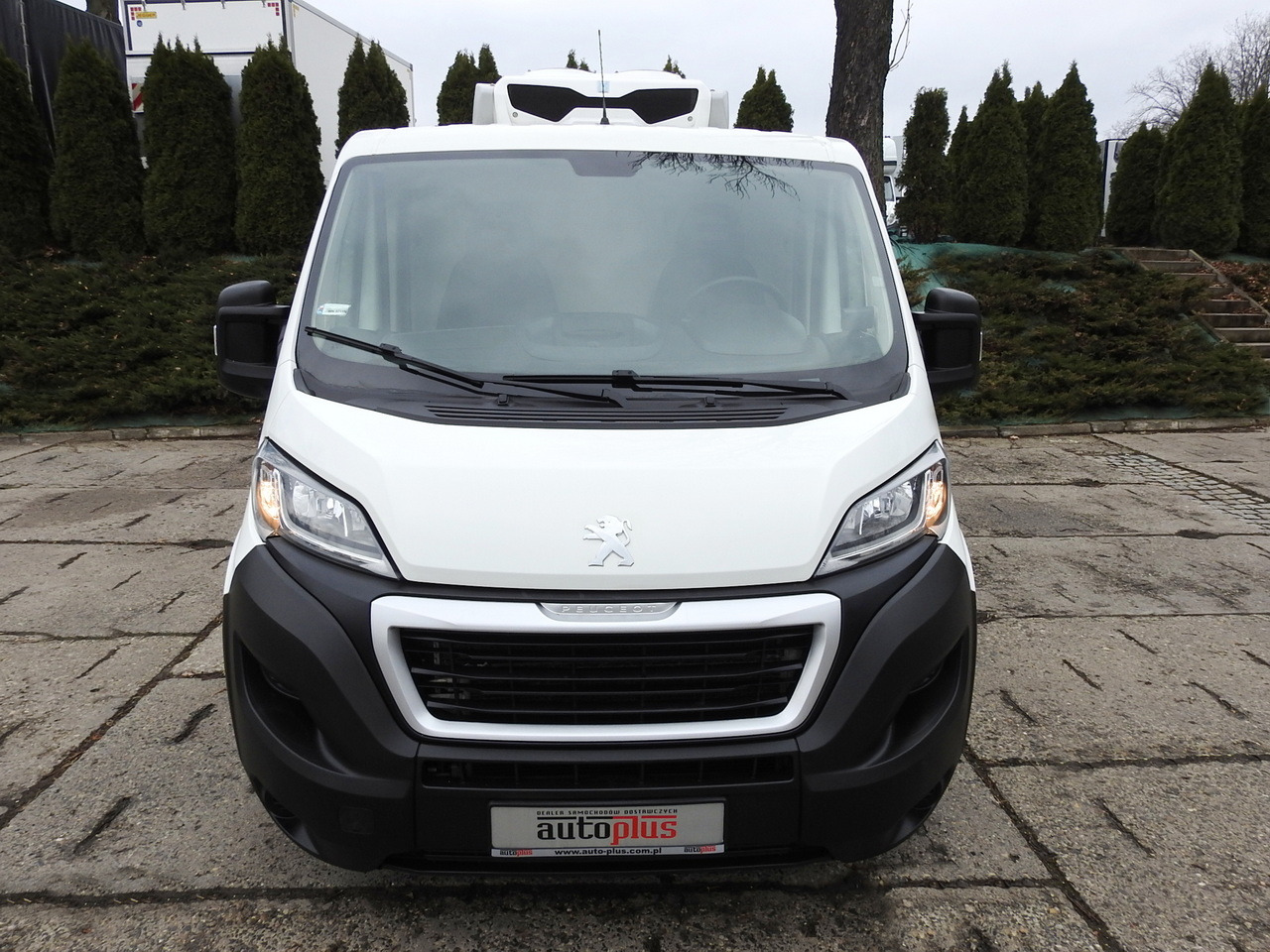 Furgone frigo PEUGEOT BOXER REFRIGERATOR VAN -5*C TWO COMPARTMENTS CRUISE CONTROL AIR CONDITIONING  120HP: foto 5