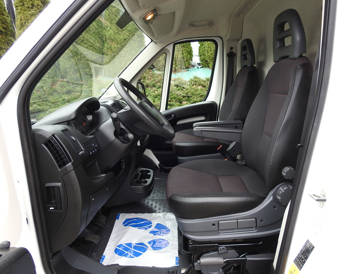 Furgone frigo PEUGEOT BOXER REFRIGERATOR VAN -5*C TWO COMPARTMENTS CRUISE CONTROL AIR CONDITIONING  120HP: foto 30