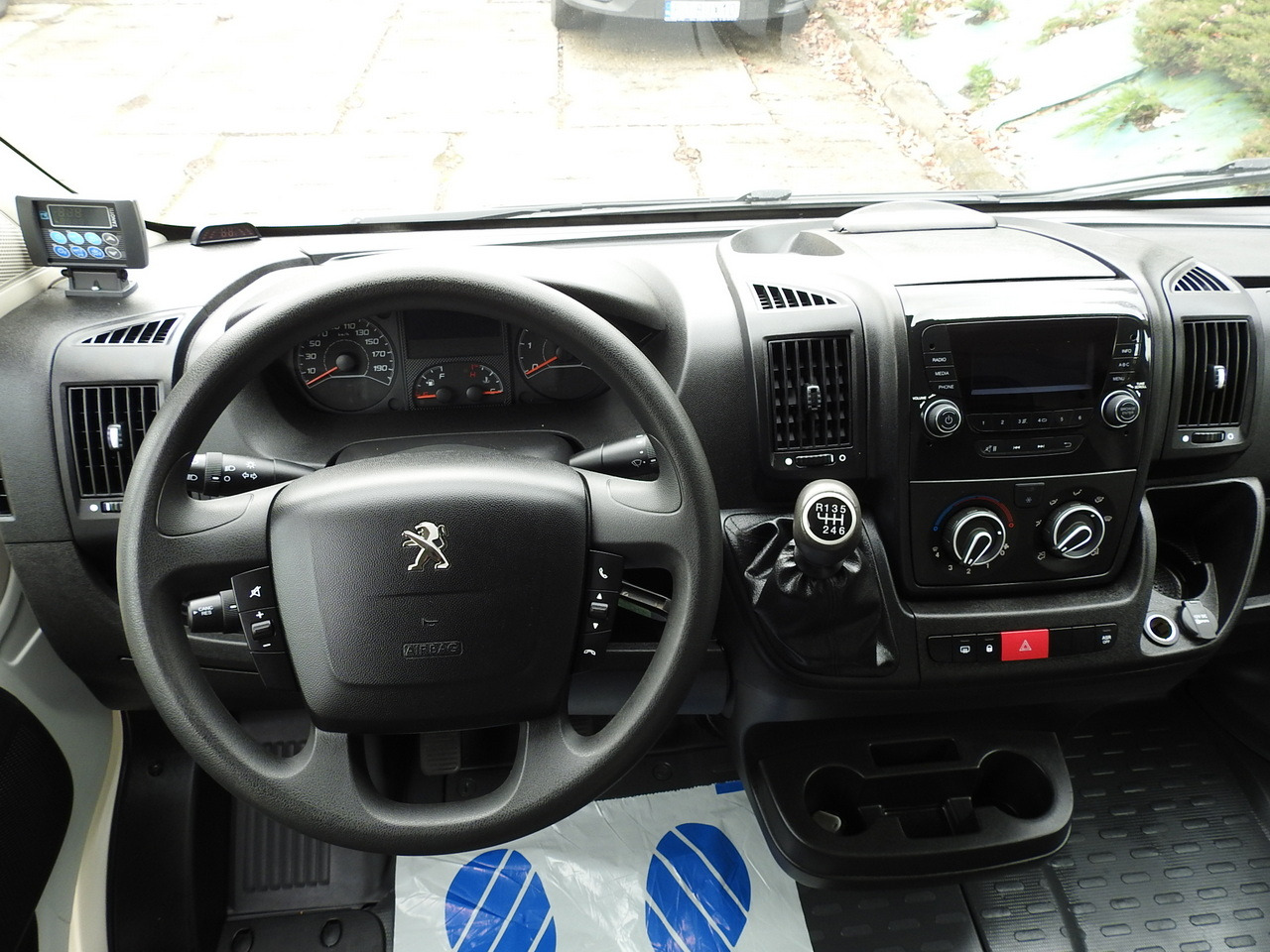 Furgone frigo PEUGEOT BOXER REFRIGERATOR VAN -5*C TWO COMPARTMENTS CRUISE CONTROL AIR CONDITIONING  120HP: foto 33