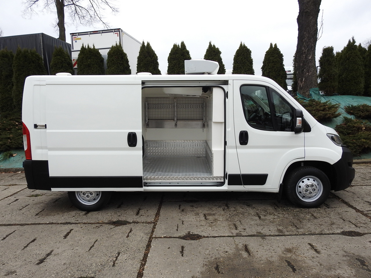 Furgone frigo PEUGEOT BOXER REFRIGERATOR VAN -5*C TWO COMPARTMENTS CRUISE CONTROL AIR CONDITIONING  120HP: foto 8