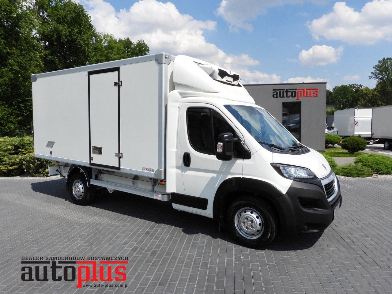PEUGEOT BOXER REGRIGERATOR BOX 0*C 8 PALLETS CRUISE CONTROL LED LIGHTS AIR CONDITIONING 165HP - Furgone frigo: foto 1 PEUGEOT BOXER REGRIGERATOR BOX 0*C 8 PALLETS CRUISE CONTROL LED LIGHTS AIR CONDITIONING 165HP - Furgone frigo: foto 1