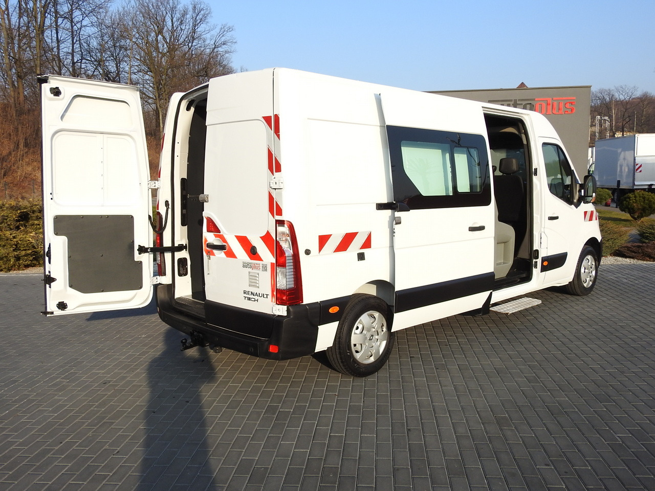 RENAULT MASTER BOX DELIVERY VAN 7 SEATS CRUISE CONTROL AIR CONDITIONING 130HP - Furgone chiuso: foto 3 RENAULT MASTER BOX DELIVERY VAN 7 SEATS CRUISE CONTROL AIR CONDITIONING 130HP - Furgone chiuso: foto 3