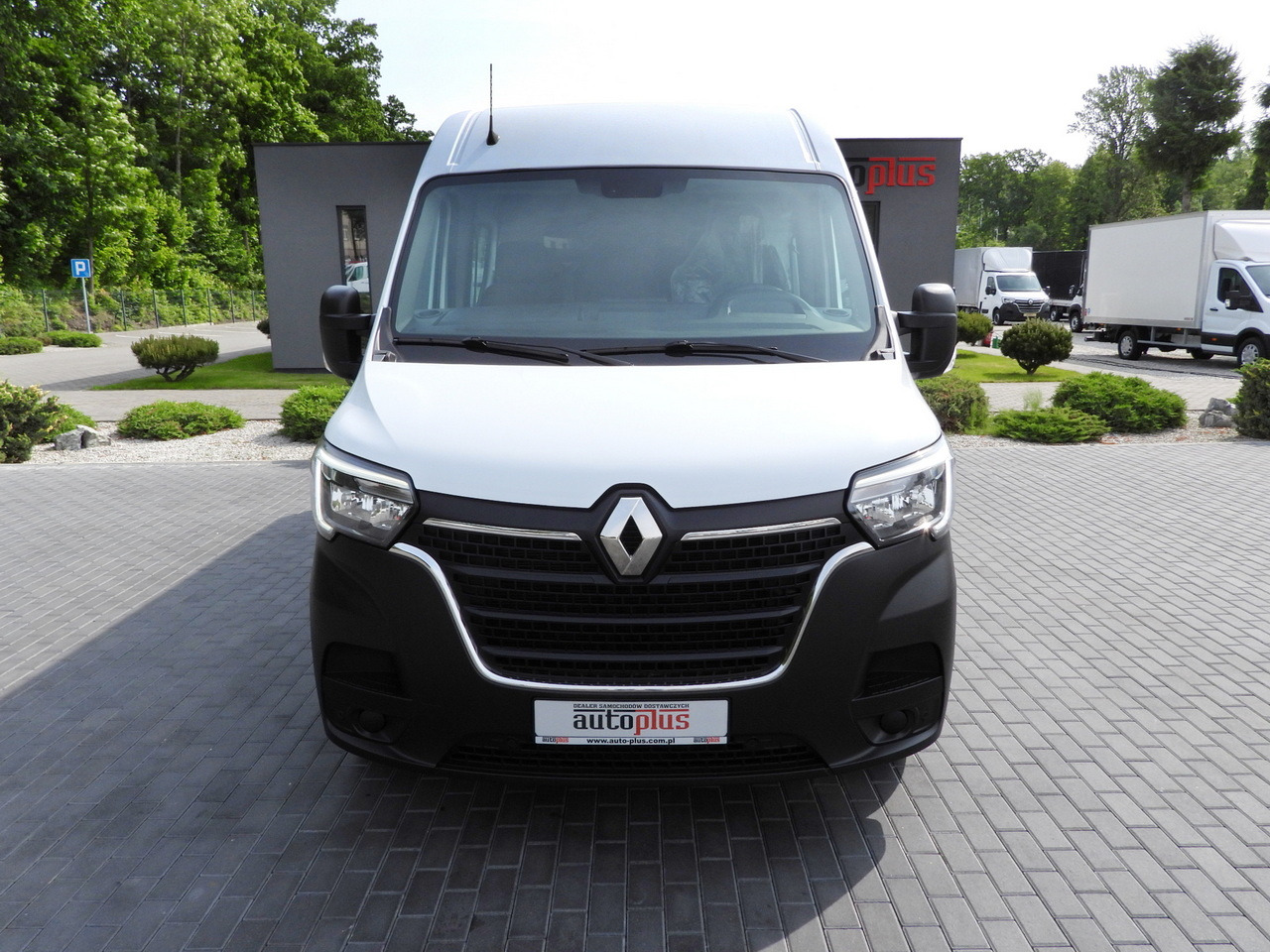 RENAULT MASTER BOX DELIVERY VAN 7 SEATS CRUISE CONTROL NAVIGATION LED LIGHTS AIR CONDITIONING 140HP - Furgone chiuso: foto 5 RENAULT MASTER BOX DELIVERY VAN 7 SEATS CRUISE CONTROL NAVIGATION LED LIGHTS AIR CONDITIONING 140HP - Furgone chiuso: foto 5