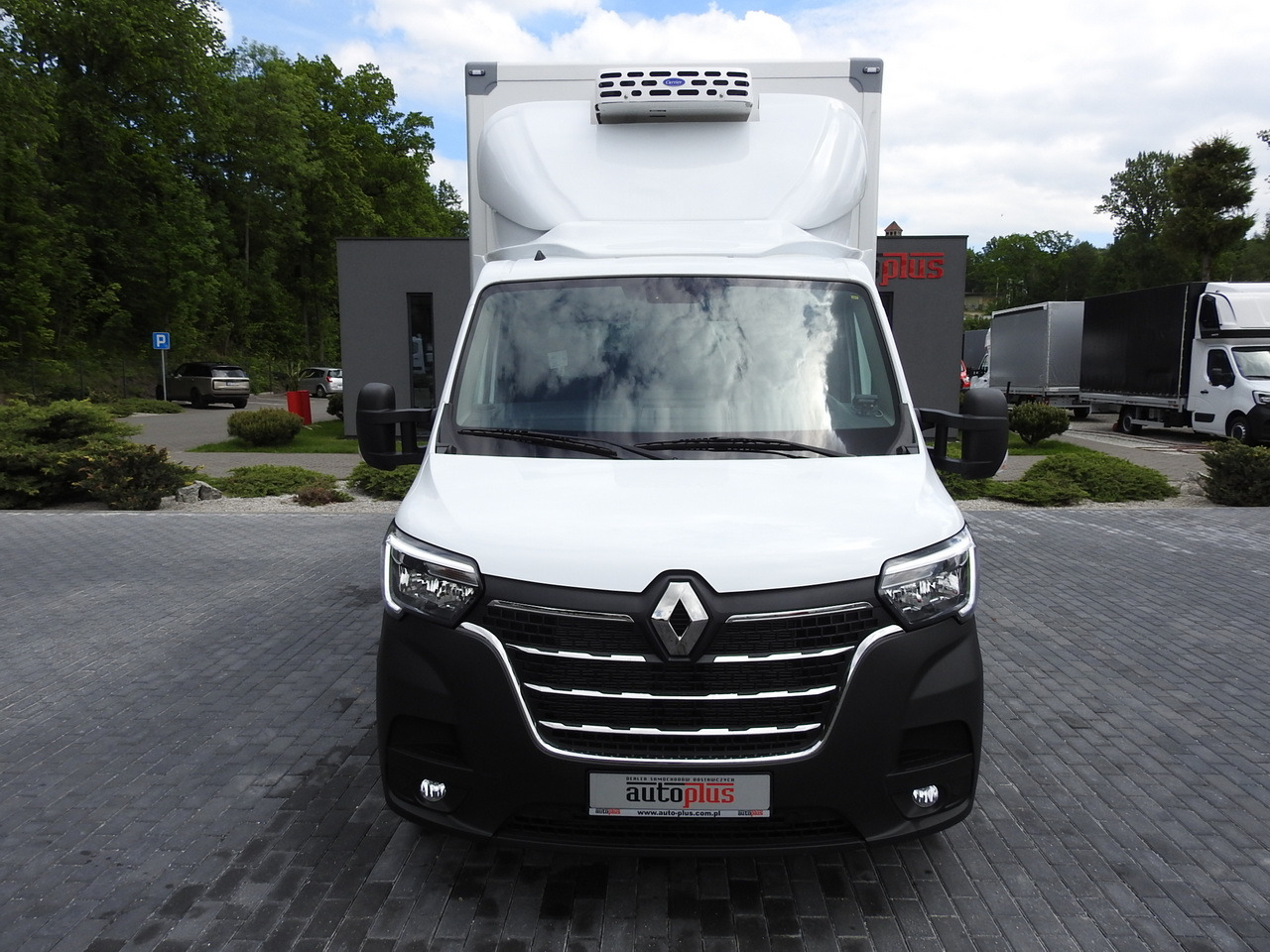 RENAULT MASTER NEW REGRIGERATOR BOX -10*C 8 PALLETS CRUISE CONTROL AIR CONDITIONING LED LIGHTS GUARANTEE 165HP - Furgone frigo: foto 5 RENAULT MASTER NEW REGRIGERATOR BOX -10*C 8 PALLETS CRUISE CONTROL AIR CONDITIONING LED LIGHTS GUARANTEE 165HP - Furgone frigo: foto 5
