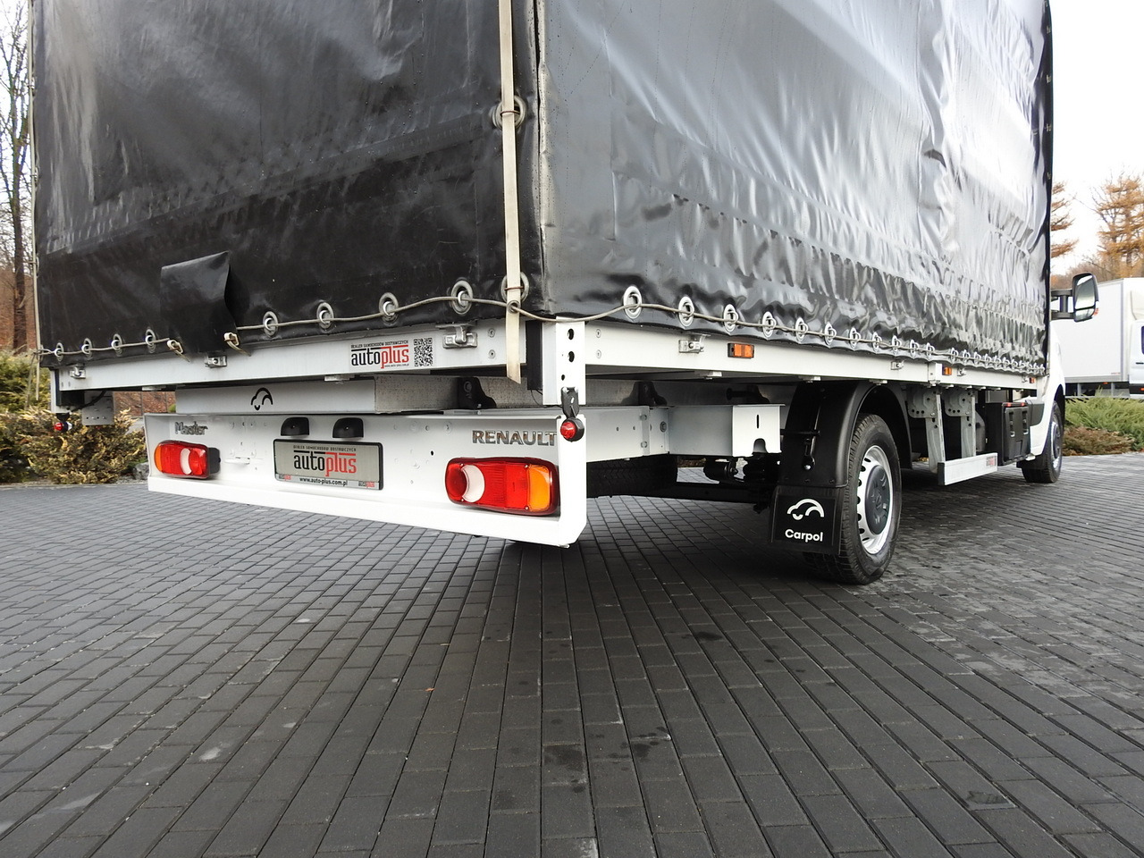 Furgone centinato RENAULT MASTER TARPAULIN 10 PALLETS WEBASTO CRUISE CONTROL AIR CONDITIONING LED LIGHTS PNEUMATICS  165HP: foto 26 Furgone centinato RENAULT MASTER TARPAULIN 10 PALLETS WEBASTO CRUISE CONTROL AIR CONDITIONING LED LIGHTS PNEUMATICS  165HP: foto 26