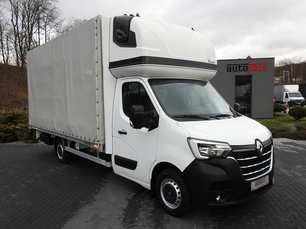 RENAULT MASTER TARPAULIN 10 PALLETS WEBASTO CRUISE CONTROL AIR CONDITIONING LED LIGHTS PNEUMATICS 165HP - Furgone centinato: foto 4 RENAULT MASTER TARPAULIN 10 PALLETS WEBASTO CRUISE CONTROL AIR CONDITIONING LED LIGHTS PNEUMATICS 165HP - Furgone centinato: foto 4