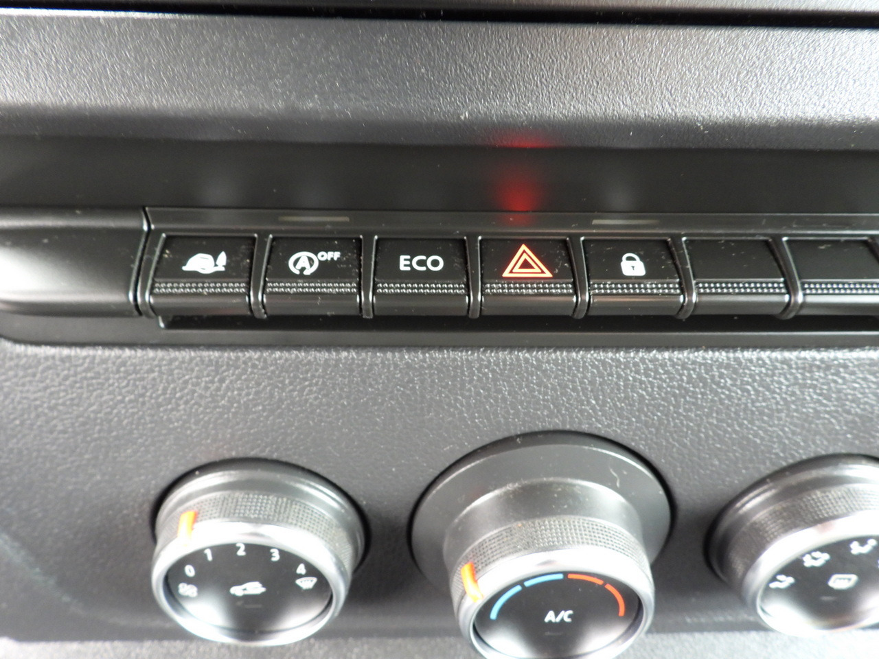 Furgone centinato RENAULT MASTER TARPAULIN 10 PALLETS WEBASTO CRUISE CONTROL LED LIGHTS PNEUMATICS AIR CONDITIONING 165HP: foto 38 Furgone centinato RENAULT MASTER TARPAULIN 10 PALLETS WEBASTO CRUISE CONTROL LED LIGHTS PNEUMATICS AIR CONDITIONING 165HP: foto 38