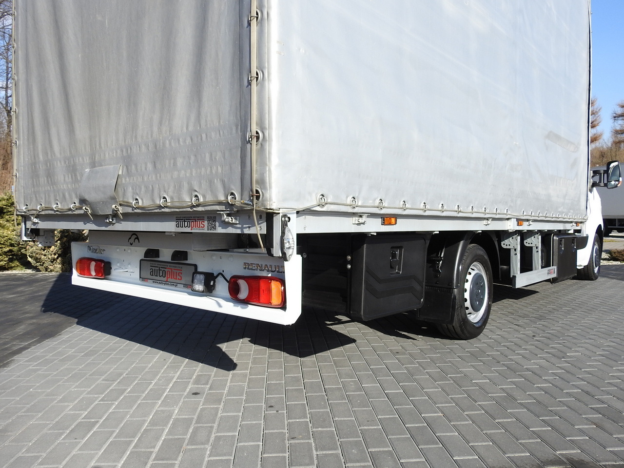 Furgone centinato RENAULT MASTER  TARPAULIN 10 PALLETS WEBASTO CRUISE CONTROL LED LIGHTS PNEUMATICS AIR CONDITIONING  165HP: foto 25