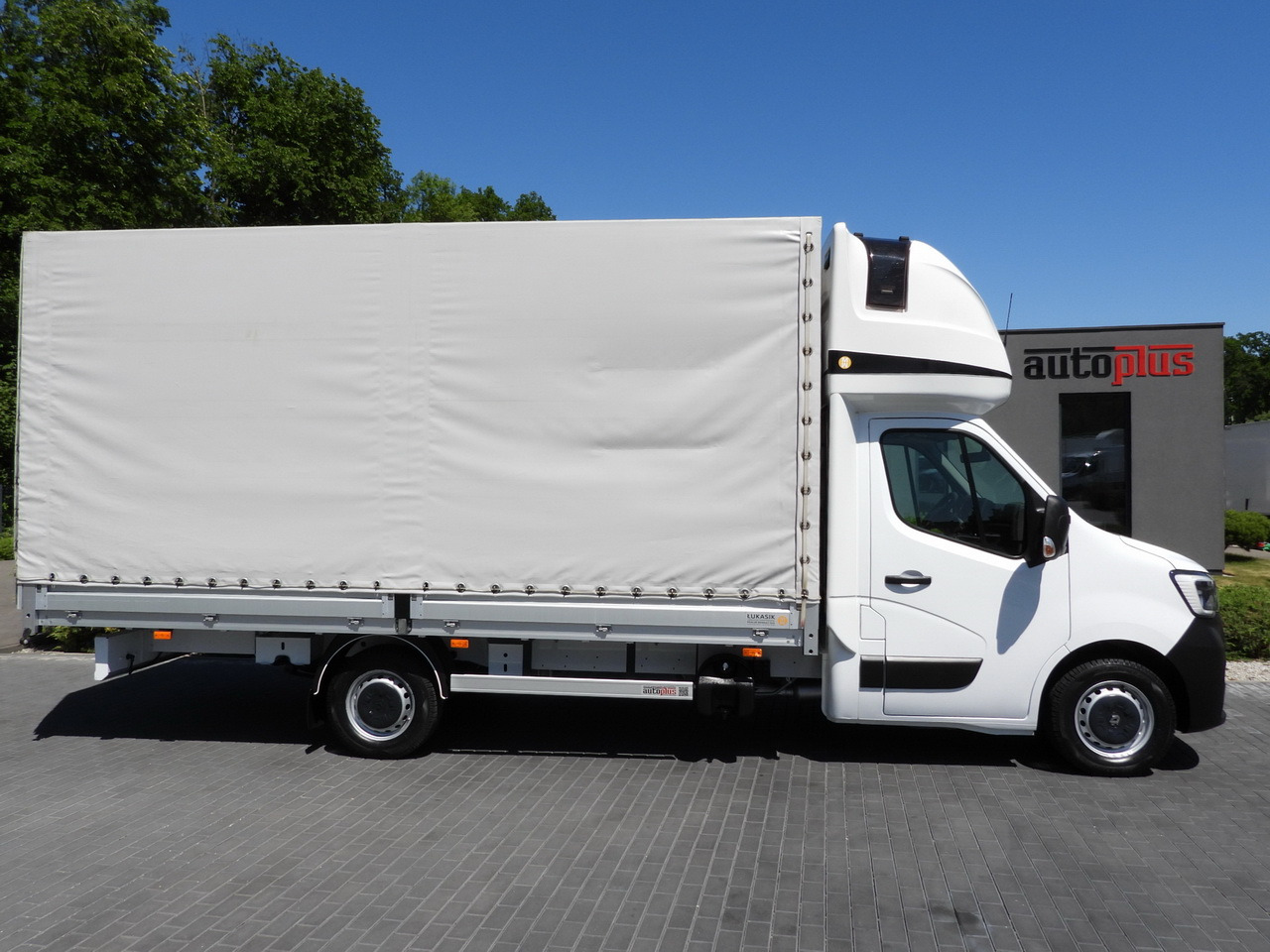 Furgone centinato RENAULT MASTER  TARPAULIN 10 PALLETS WEBASTO CRUISE CONTROL LED LIGHTS PNEUMATICS AIR CONDITIONING  165HP: foto 7