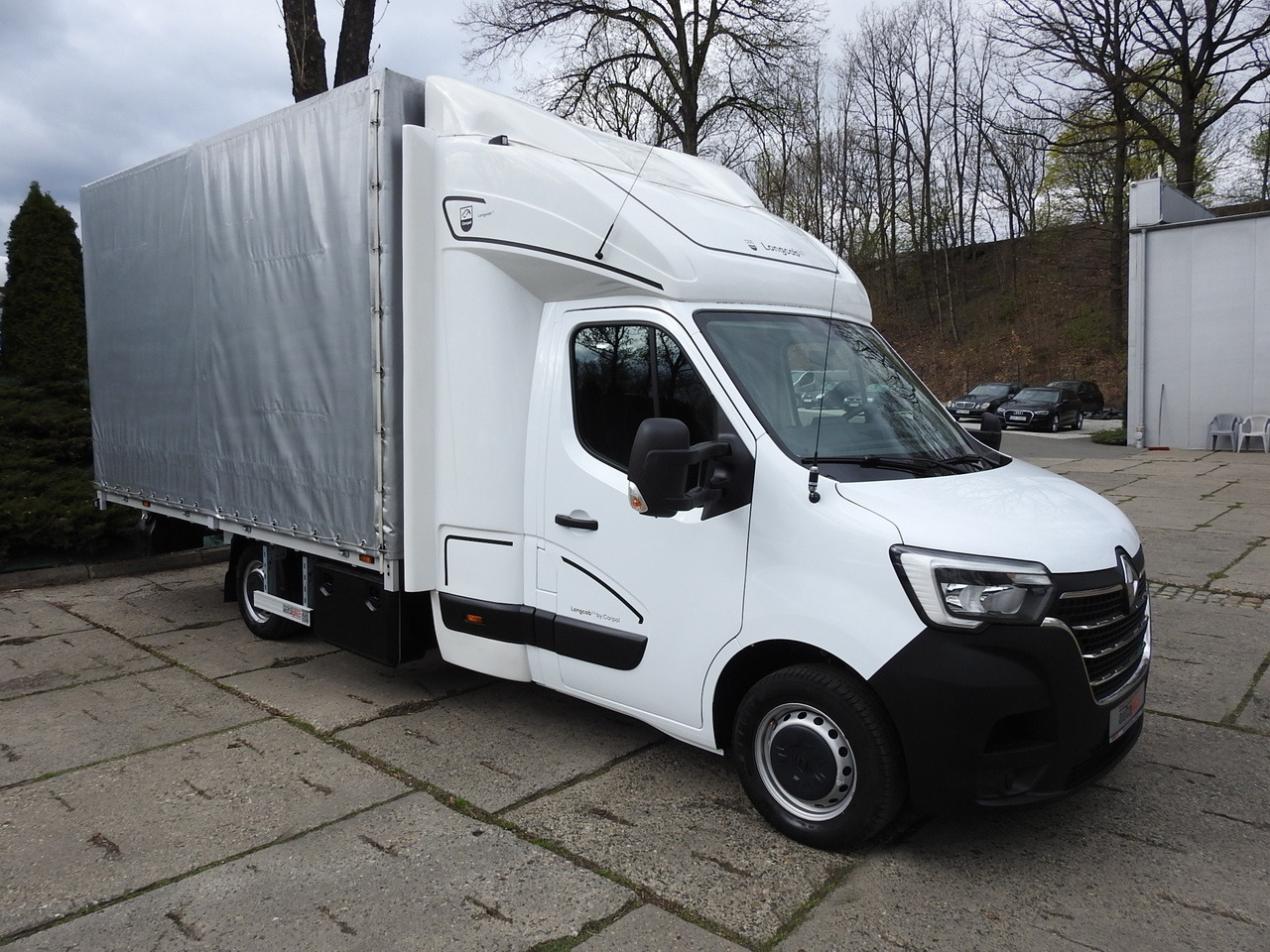 RENAULT MASTER TARPAULIN 10 PALLETS WEBASTO CRUISE CONTROL NAVIGATION AIR CONDITIONING LED LIGHTS PNEUMATICS 165HP - Furgone centinato: foto 4 RENAULT MASTER TARPAULIN 10 PALLETS WEBASTO CRUISE CONTROL NAVIGATION AIR CONDITIONING LED LIGHTS PNEUMATICS 165HP - Furgone centinato: foto 4