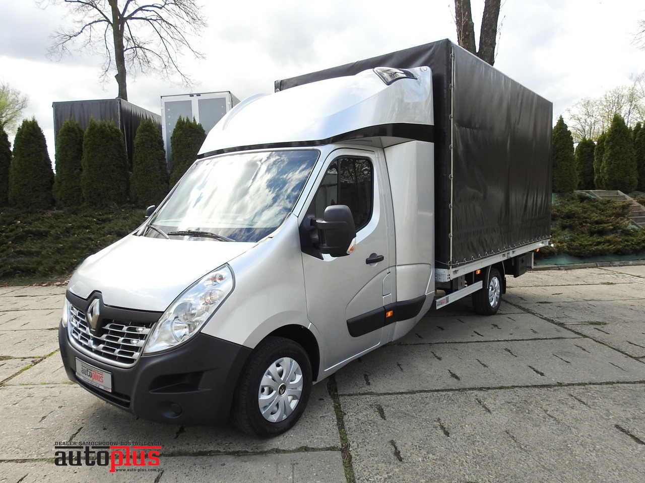 RENAULT MASTER TARPAULIN 8 PALLETS WEBASTO CRUISE CONTROL NAVIGATION AIR CONDITIONING PNEUMATICS  170HP - Furgone centinato: foto 1 RENAULT MASTER TARPAULIN 8 PALLETS WEBASTO CRUISE CONTROL NAVIGATION AIR CONDITIONING PNEUMATICS  170HP - Furgone centinato: foto 1