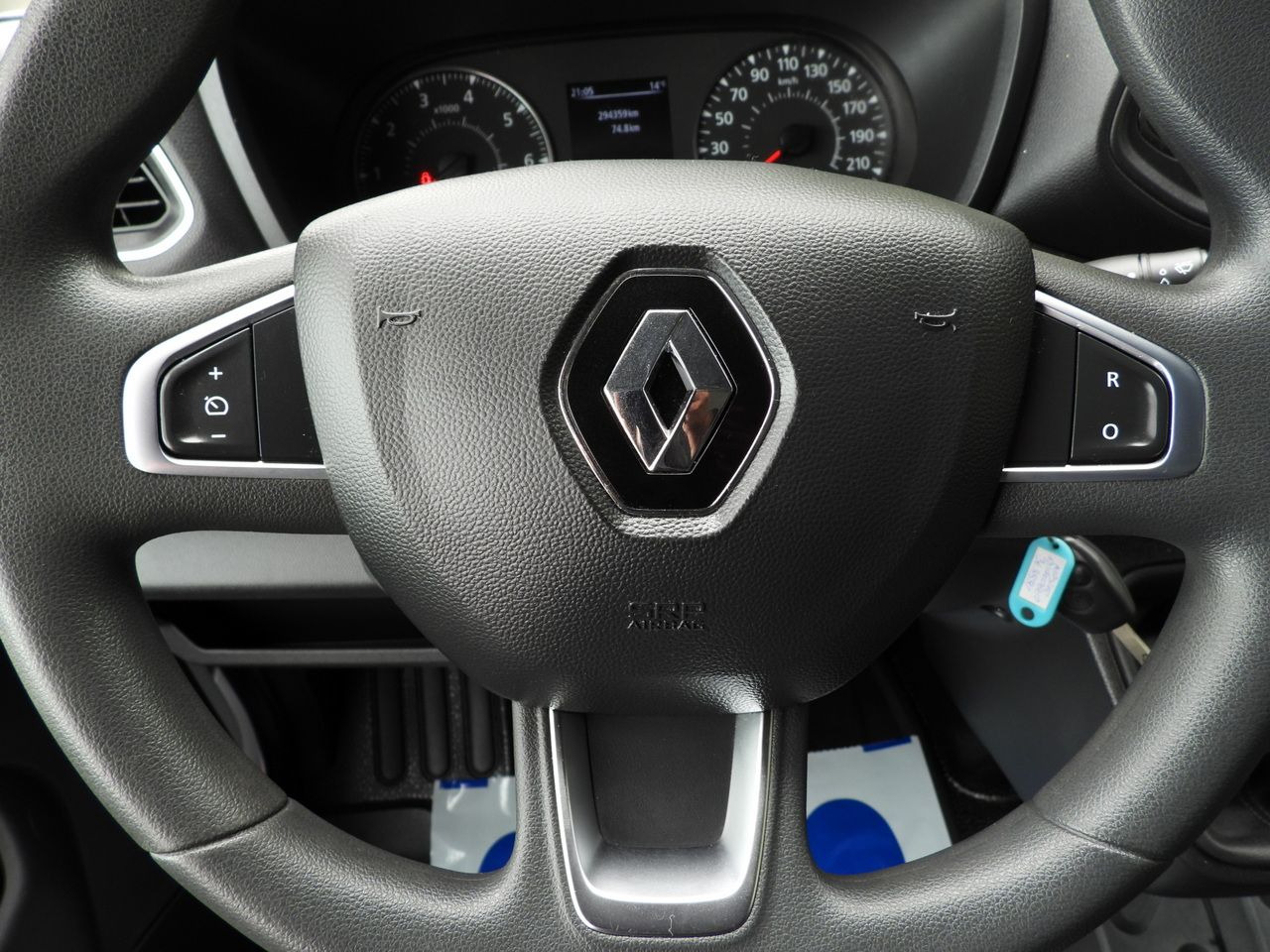 Furgone centinato RENAULT MASTER TARPAULIN LIFT 9 PALLETS WEBASTO CRUISE CONTROL LED LIGHTS PNEUMATICS AIR CONDITIONING  165HP: foto 35