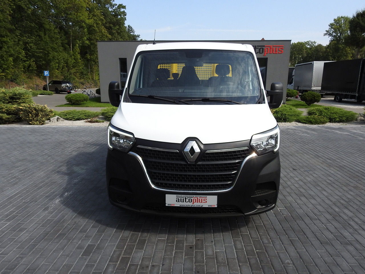 RENAULT MASTER TIPPER CRUISE CONTROL NAVIGATION AIR CONDITIONING LED LIGHTS TWIN WHEELS LOAD WEIGHT 145HP - Furgone ribaltabile: foto 5 RENAULT MASTER TIPPER CRUISE CONTROL NAVIGATION AIR CONDITIONING LED LIGHTS TWIN WHEELS LOAD WEIGHT 145HP - Furgone ribaltabile: foto 5