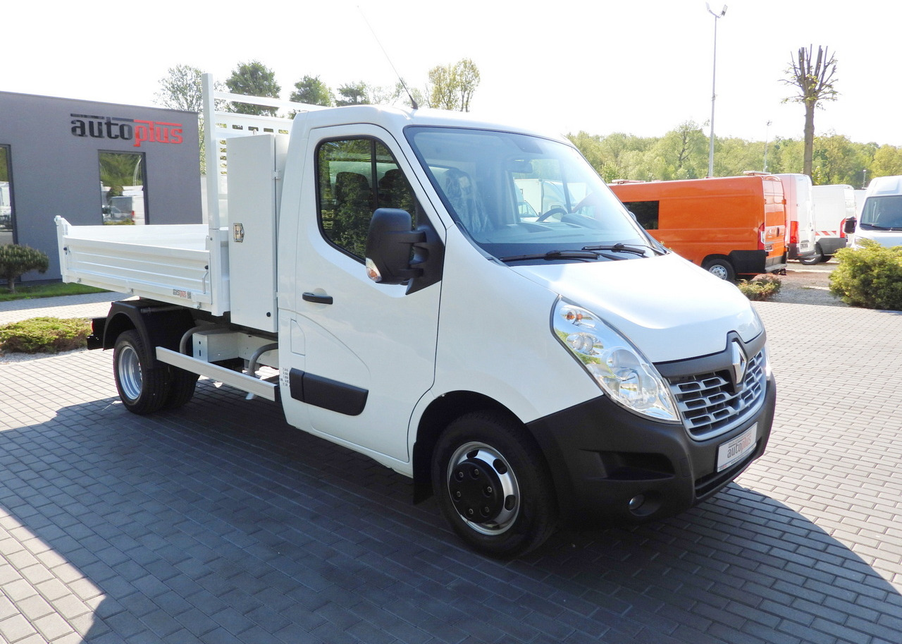 RENAULT MASTER TIPPER CRUISE CONTROL TWIN WHEELS AIR CONDITIONING 145HP - Furgone ribaltabile: foto 4 RENAULT MASTER TIPPER CRUISE CONTROL TWIN WHEELS AIR CONDITIONING 145HP - Furgone ribaltabile: foto 4