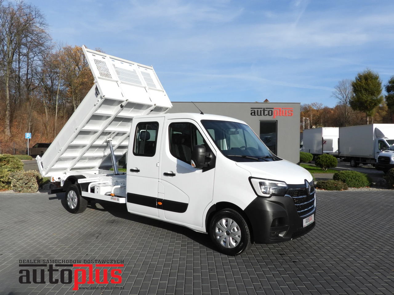 RENAULT MASTER TIPPER DOUBLE CABIN DOKA 6 SEATS CRUISE CONTROL LED LIGHTS AIR CONDITIONING 145HP - Furgone ribaltabile: foto 1 RENAULT MASTER TIPPER DOUBLE CABIN DOKA 6 SEATS CRUISE CONTROL LED LIGHTS AIR CONDITIONING 145HP - Furgone ribaltabile: foto 1
