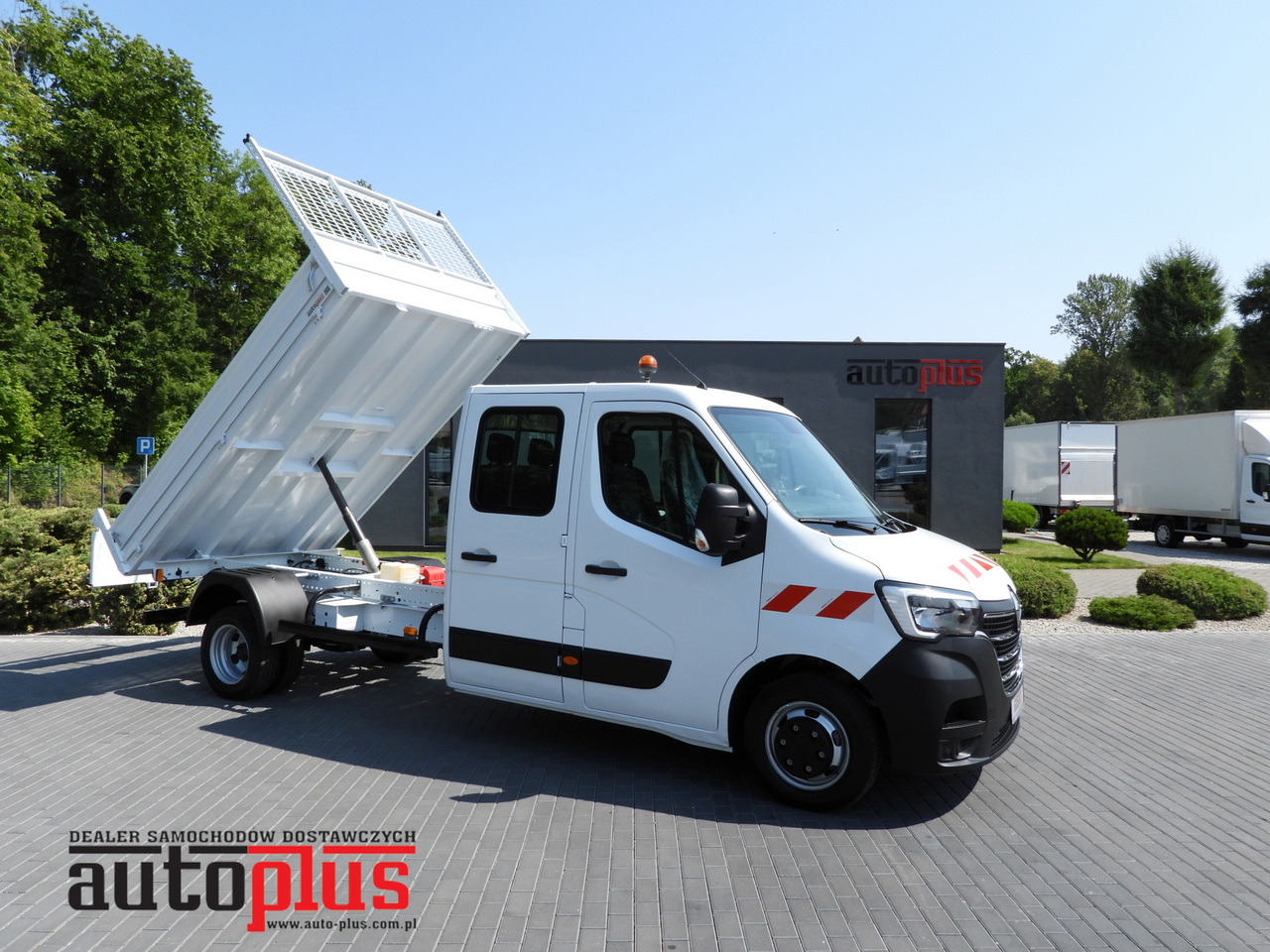 RENAULT MASTER TIPPER DOUBLE CABIN DOKA 6 SEATS CRUISE CONTROL LED LIGHTS TWIN WHEELS AIR CONDITIONING 130HP - Furgone ribaltabile: foto 1 RENAULT MASTER TIPPER DOUBLE CABIN DOKA 6 SEATS CRUISE CONTROL LED LIGHTS TWIN WHEELS AIR CONDITIONING 130HP - Furgone ribaltabile: foto 1