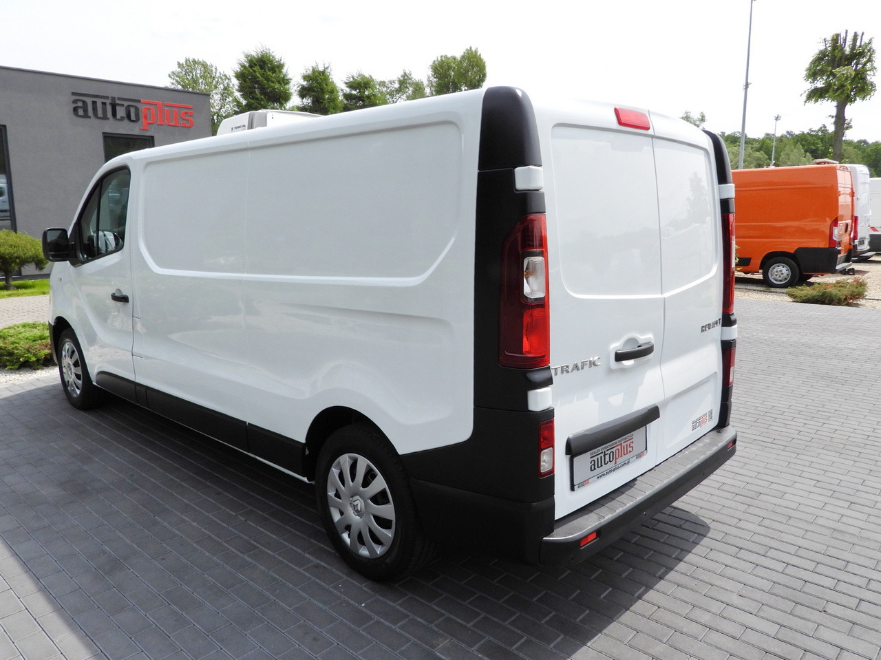 Furgone frigo RENAULT TRAFIC  REFRIGERATOR VAN 0*C CRUISE CONTROL LED LIGHTS AIR CONDITIONING  120HP: foto 10
