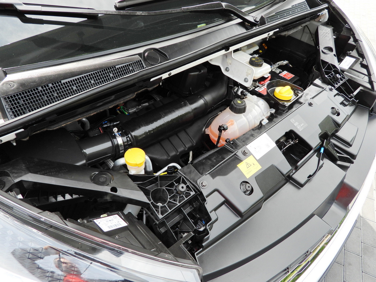 Furgone frigo RENAULT TRAFIC  REFRIGERATOR VAN 0*C CRUISE CONTROL LED LIGHTS AIR CONDITIONING  120HP: foto 26