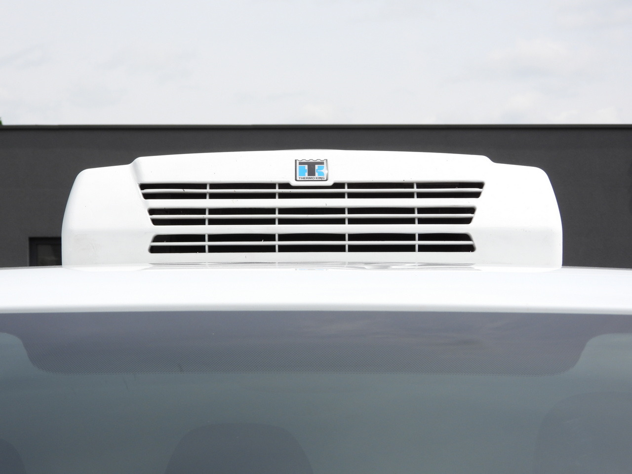 Furgone frigo RENAULT TRAFIC  REFRIGERATOR VAN 0*C CRUISE CONTROL LED LIGHTS AIR CONDITIONING  120HP: foto 23