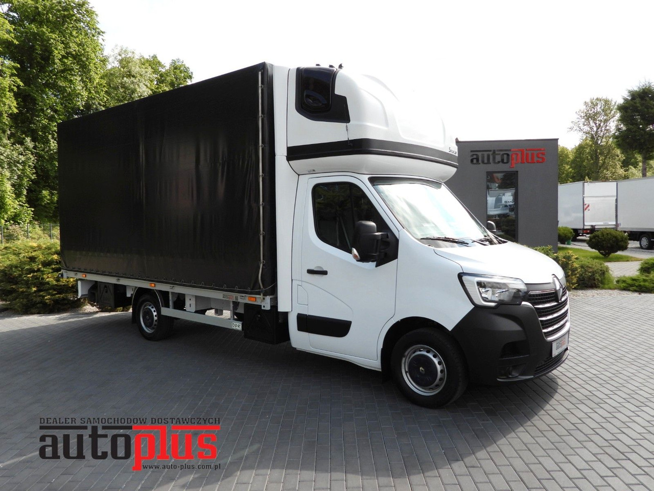 Renault MASTER PRITSCHE PLANE 10 PALETTEN WEBASTO A/C - Furgone centinato: foto 1 Renault MASTER PRITSCHE PLANE 10 PALETTEN WEBASTO A/C - Furgone centinato: foto 1