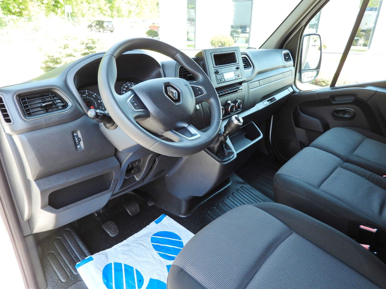 Renault MASTER PRITSCHE PLANE 10 PALETTEN WEBASTO A/C - Furgone centinato: foto 2 Renault MASTER PRITSCHE PLANE 10 PALETTEN WEBASTO A/C - Furgone centinato: foto 2