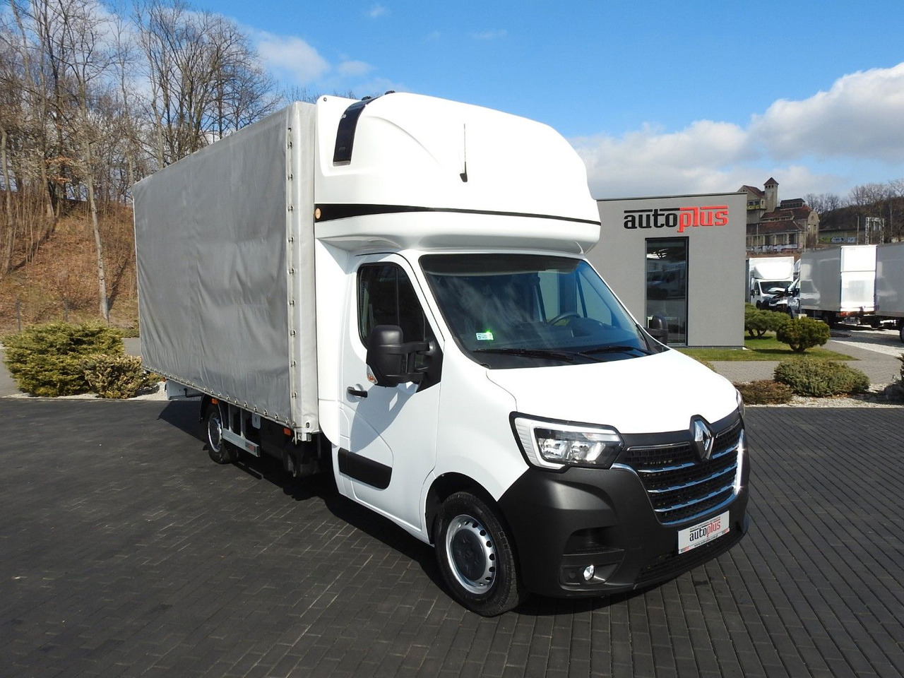 Renault MASTER PRITSCHE PLANE 10 PALETTEN WEBASTO - Furgone centinato: foto 1 Renault MASTER PRITSCHE PLANE 10 PALETTEN WEBASTO - Furgone centinato: foto 1