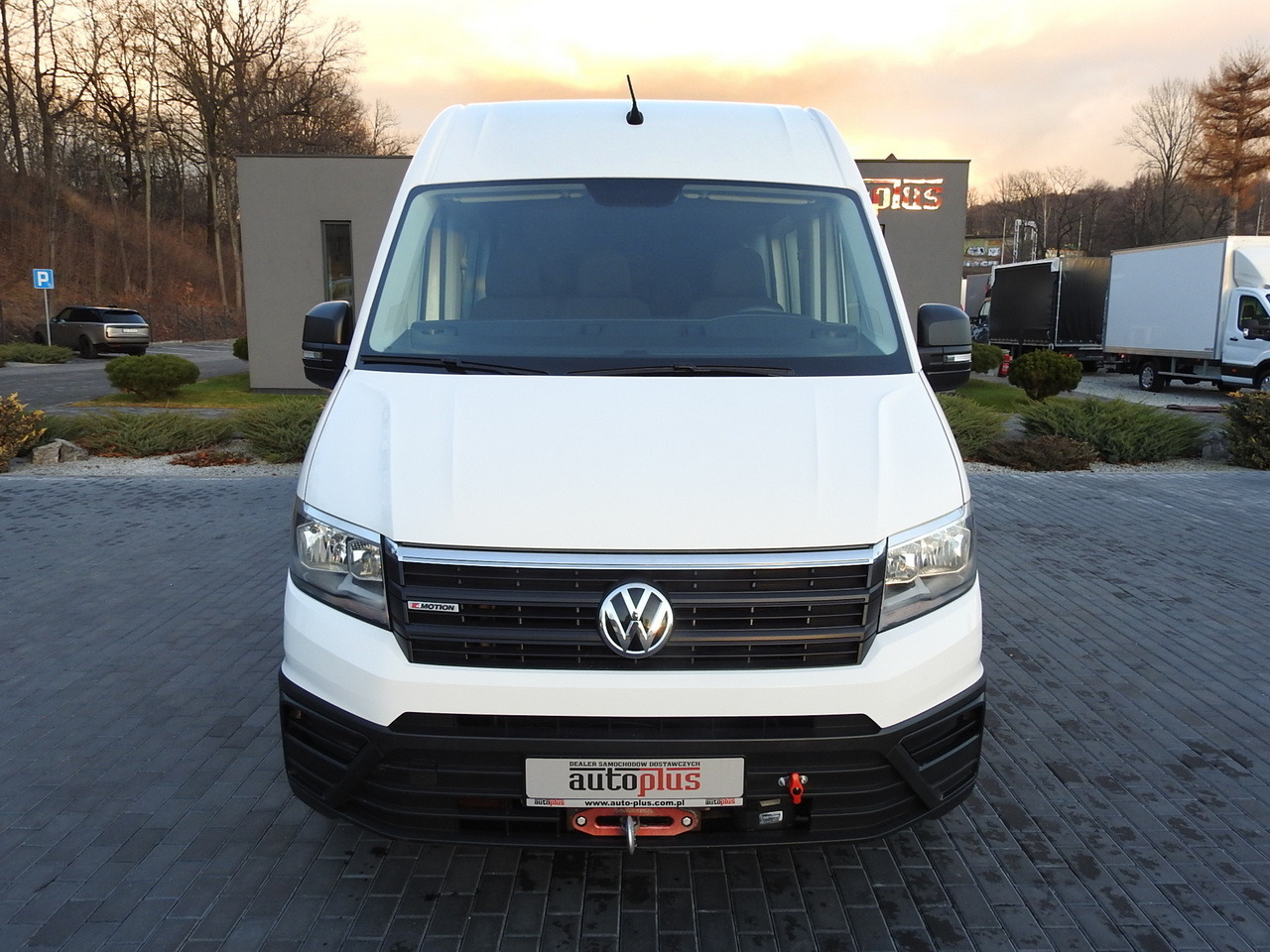 VOLKSWAGEN CRAFTER 4X4 4MOTION BOX DELIVERY VAN 7 SEATS AIR CONDITIONING  140HP - Furgone chiuso: foto 5 VOLKSWAGEN CRAFTER 4X4 4MOTION BOX DELIVERY VAN 7 SEATS AIR CONDITIONING  140HP - Furgone chiuso: foto 5