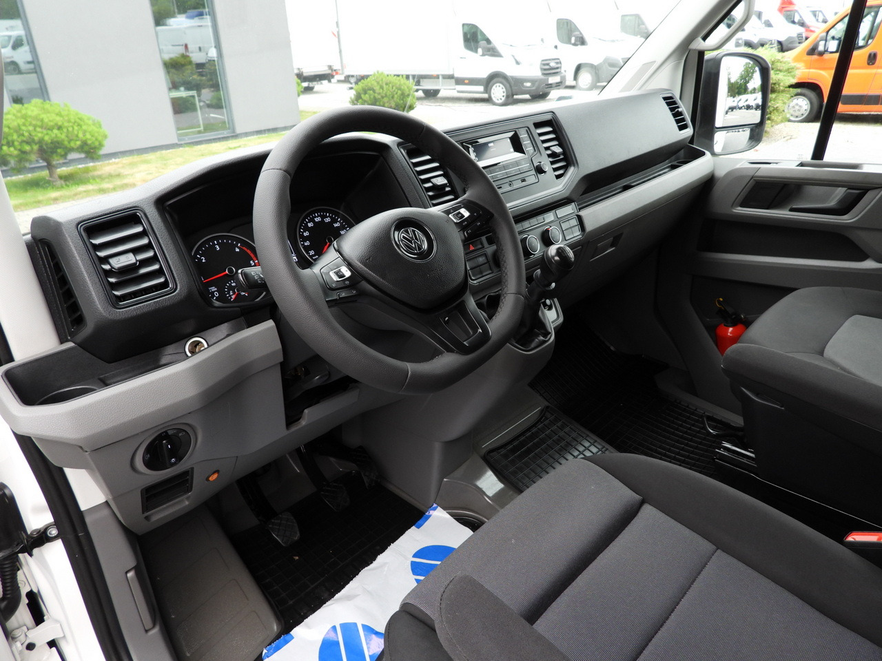 VOLKSWAGEN CRAFTER TARPAULIN 8 PALLETS WEBASTO CRUISE CONTROL LED LIGHTS AIR CONDITIONING 180HP - Furgone centinato: foto 2 VOLKSWAGEN CRAFTER TARPAULIN 8 PALLETS WEBASTO CRUISE CONTROL LED LIGHTS AIR CONDITIONING 180HP - Furgone centinato: foto 2