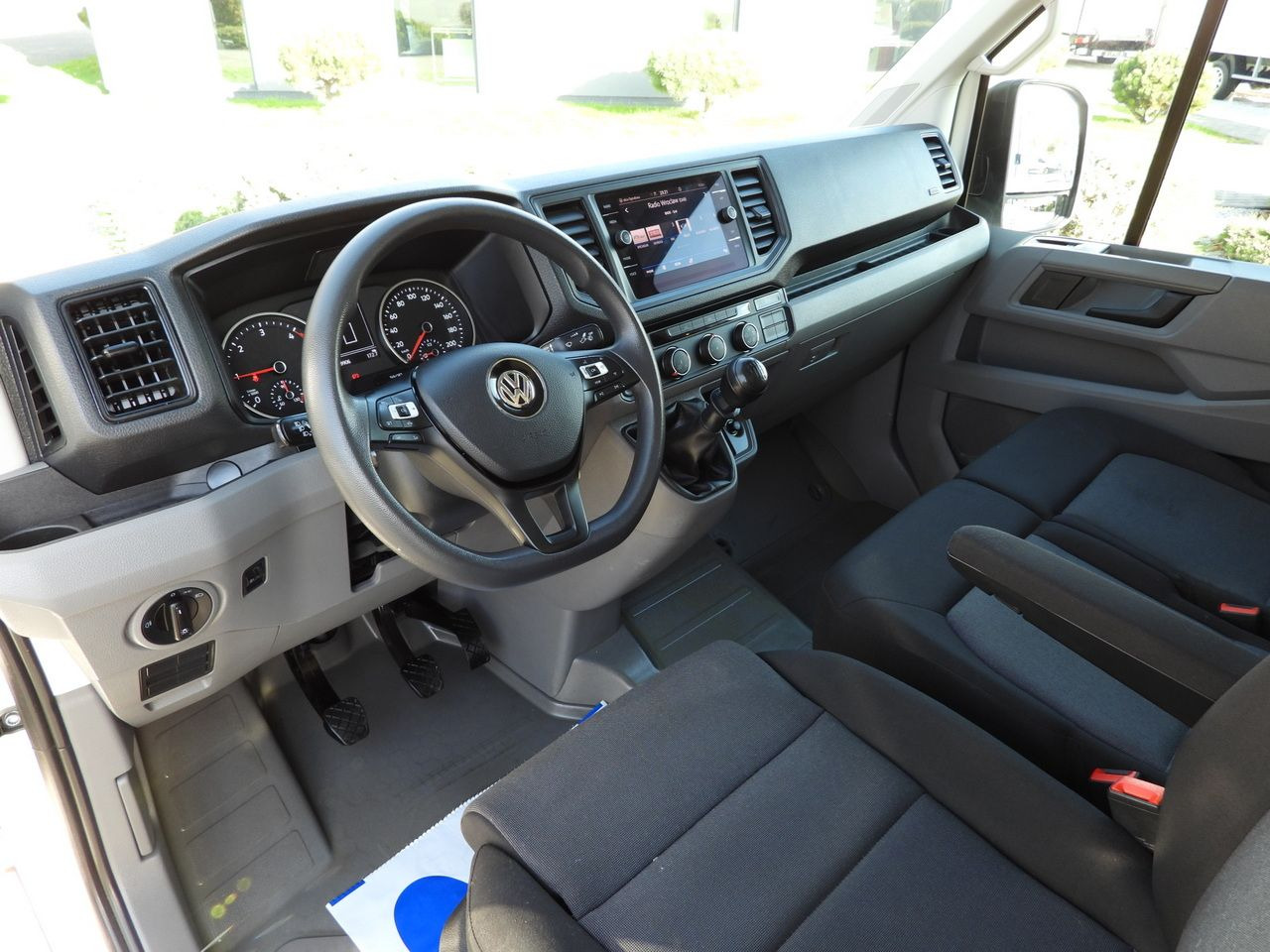 VOLKSWAGEN CRAFTER TIPPER CRUISE CONTROL NAVIGATION TWIN WHEELS AIR CONDITIONING 180HP - Furgone ribaltabile: foto 2 VOLKSWAGEN CRAFTER TIPPER CRUISE CONTROL NAVIGATION TWIN WHEELS AIR CONDITIONING 180HP - Furgone ribaltabile: foto 2