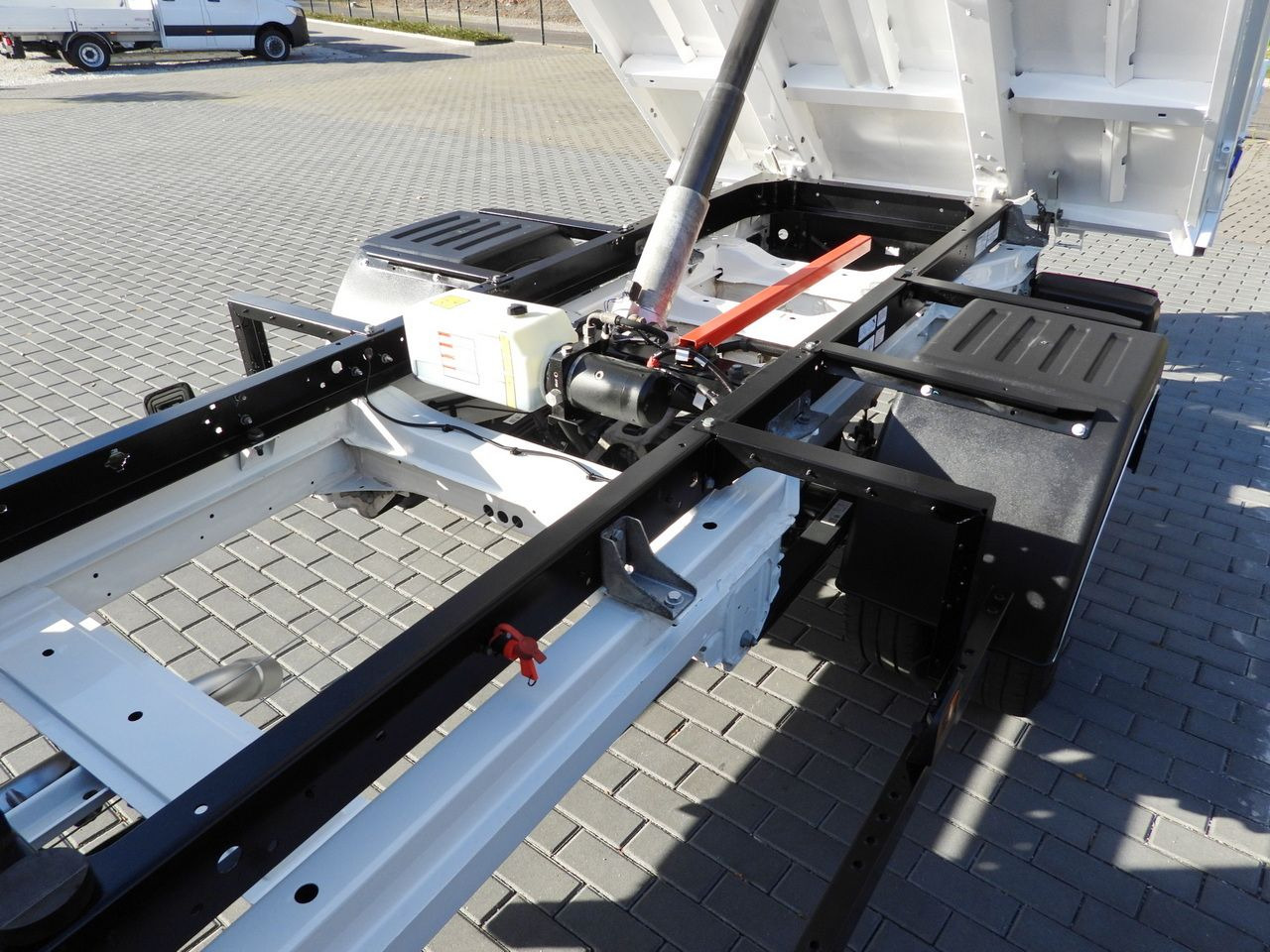 Furgone ribaltabile VOLKSWAGEN CRAFTER TIPPER CRUISE CONTROL NAVIGATION TWIN WHEELS AIR CONDITIONING  180HP: foto 21