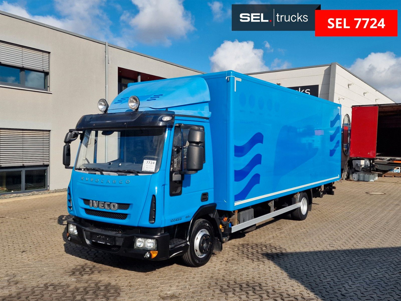 Iveco Eurocargo 100E22 / Ladebordwand / 3 Sitzen - Autocarro furgonato: foto 1 Iveco Eurocargo 100E22 / Ladebordwand / 3 Sitzen - Autocarro furgonato: foto 1