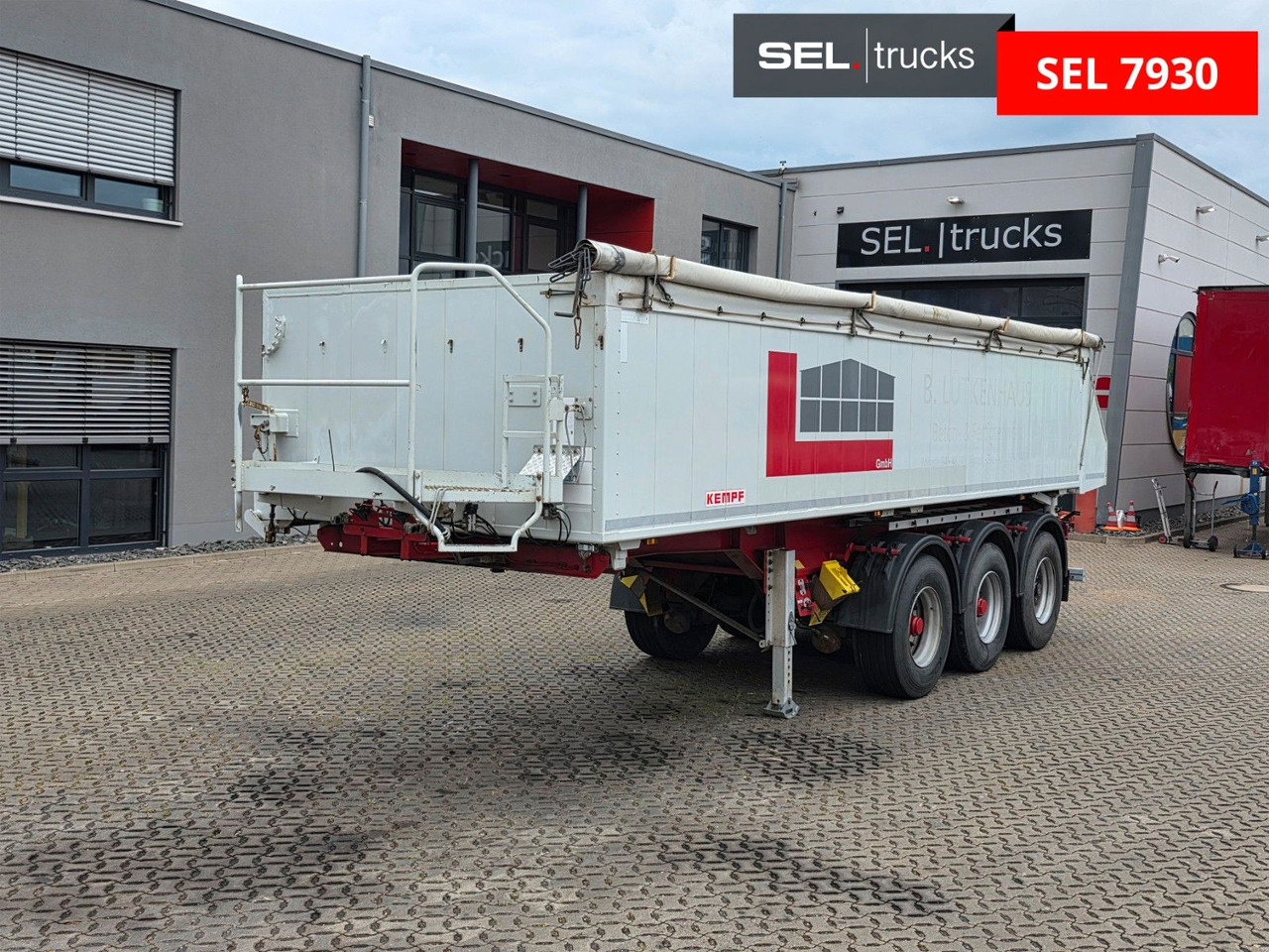 Kempf SK35/3 / 2 Seiten Kipper / Pendelplappe rechts ! - Semirimorchio ribaltabile: foto 2 Kempf SK35/3 / 2 Seiten Kipper / Pendelplappe rechts ! - Semirimorchio ribaltabile: foto 2