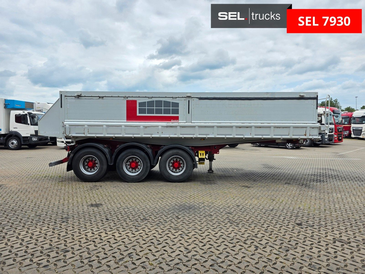 Kempf SK35/3 / 2 Seiten Kipper / Pendelplappe rechts ! - Semirimorchio ribaltabile: foto 4 Kempf SK35/3 / 2 Seiten Kipper / Pendelplappe rechts ! - Semirimorchio ribaltabile: foto 4