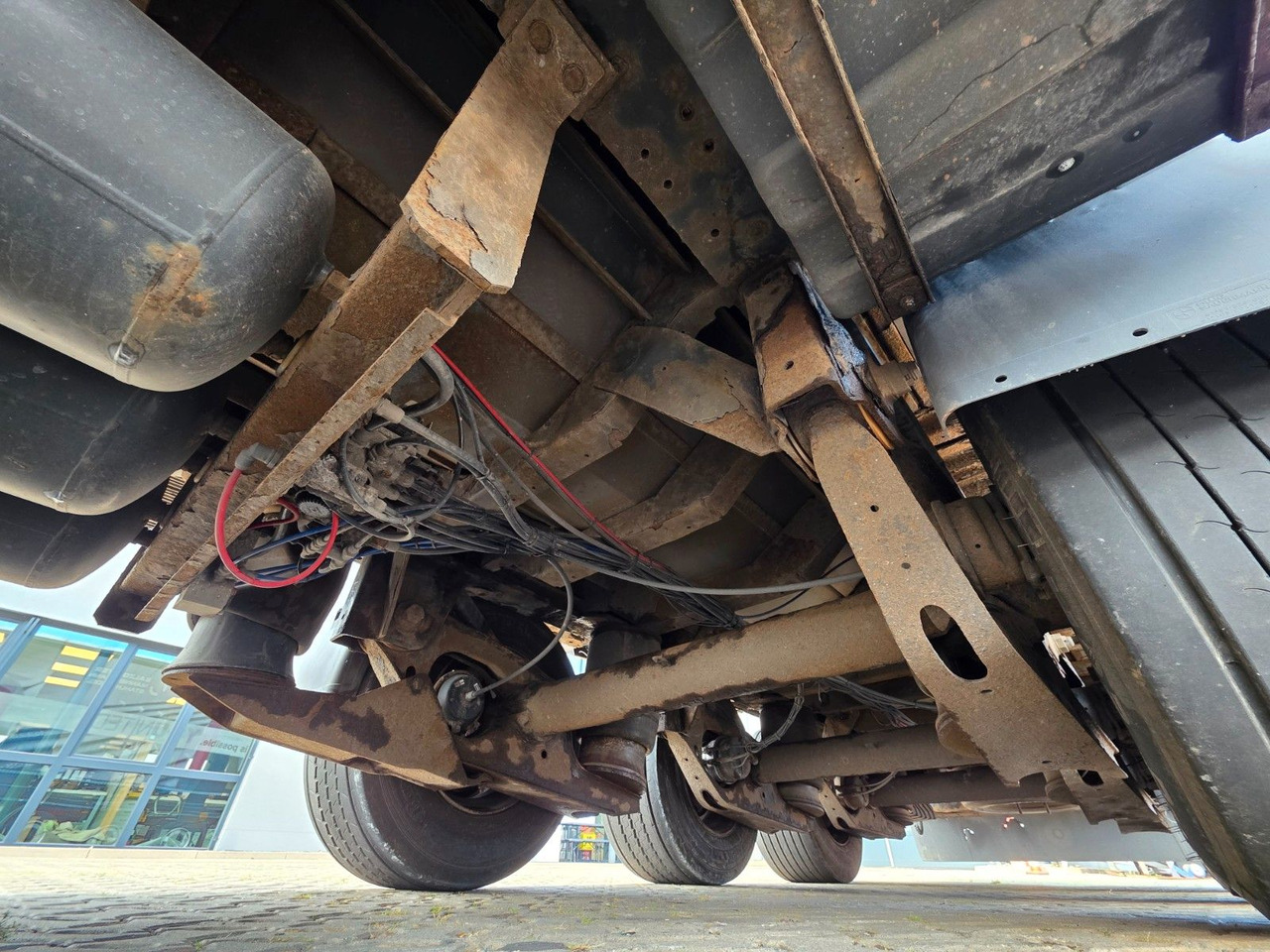 Semirimorchio centinato Kögel SN 24 / Coilmulde / verbreiterbar: foto 27