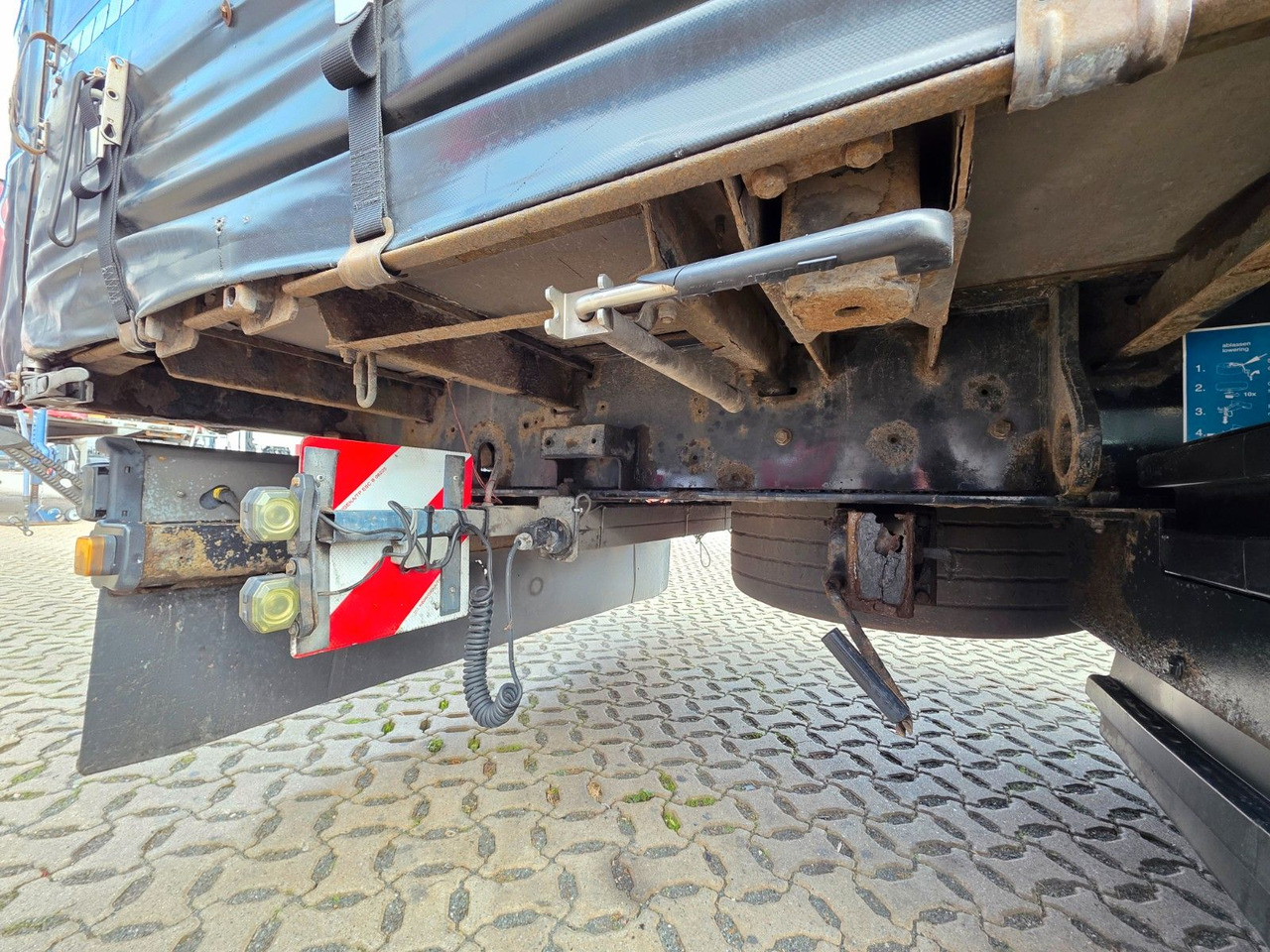 Semirimorchio centinato Kögel SN 24 / Coilmulde / verbreiterbar: foto 21