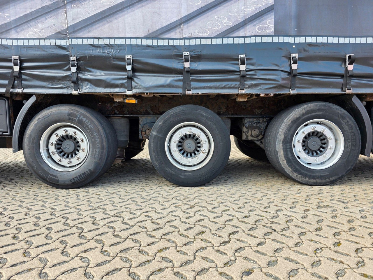 Semirimorchio centinato Kögel SN 24 / Coilmulde / verbreiterbar: foto 30