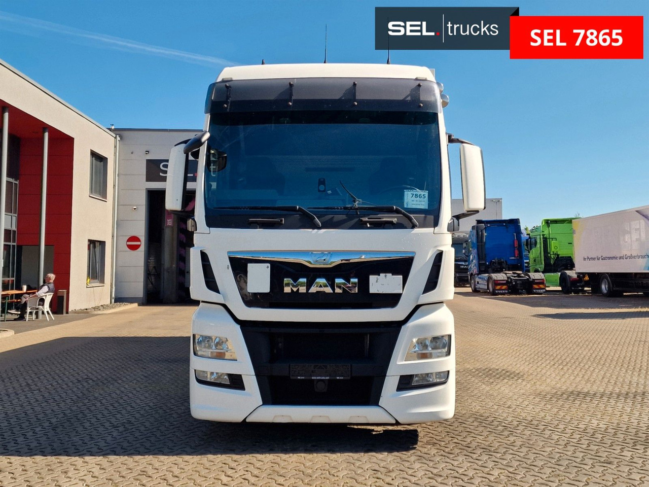 MAN TGX 24.400 6X2-2 LL-U / Intarder / Ldbw / Konvek - Autocarro furgonato: foto 3 MAN TGX 24.400 6X2-2 LL-U / Intarder / Ldbw / Konvek - Autocarro furgonato: foto 3