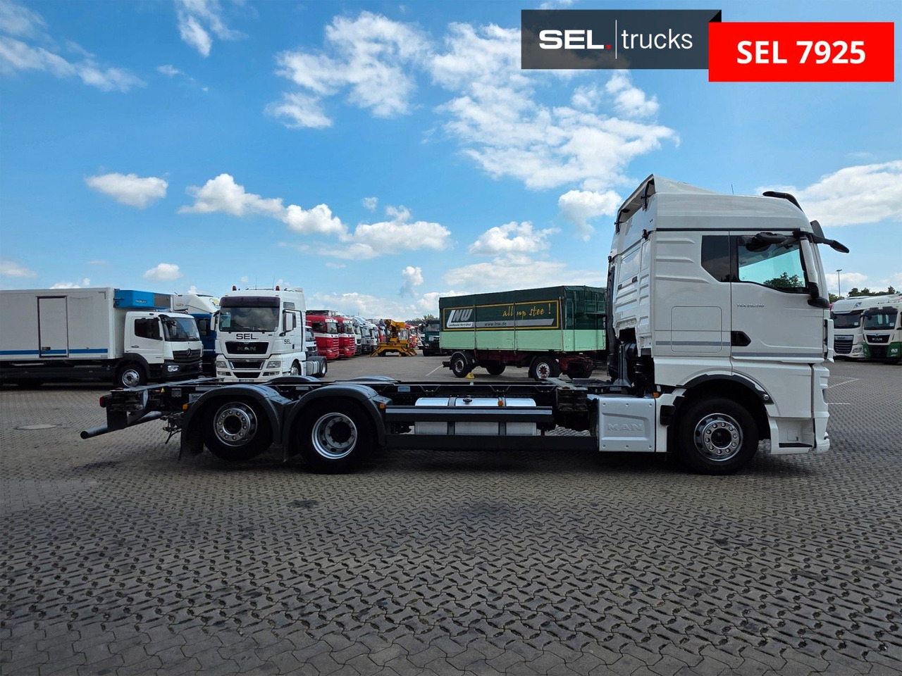 MAN TGX 26.510 6x2-2 LL CH / ZF Intarder / Liftachse - Autocarro portacontainer/ Caisse interchangeable: foto 4 MAN TGX 26.510 6x2-2 LL CH / ZF Intarder / Liftachse - Autocarro portacontainer/ Caisse interchangeable: foto 4