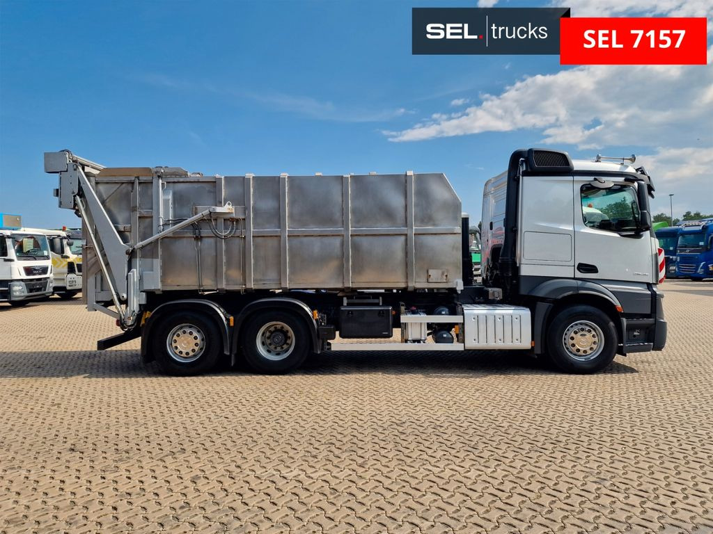 Mercedes-Benz Actros 2545 / Tierkadaver / mit Waage Mercedes-Benz Actros 2545 /für Tierkadaver / mit Waage - Autocarro ribaltabile: foto 4 Mercedes-Benz Actros 2545 / Tierkadaver / mit Waage Mercedes-Benz Actros 2545 /für Tierkadaver / mit Waage - Autocarro ribaltabile: foto 4