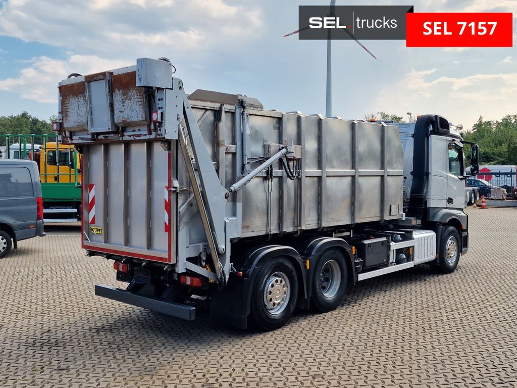 Mercedes-Benz Actros 2545 / Tierkadaver / mit Waage Mercedes-Benz Actros 2545 /für Tierkadaver / mit Waage - Autocarro ribaltabile: foto 5 Mercedes-Benz Actros 2545 / Tierkadaver / mit Waage Mercedes-Benz Actros 2545 /für Tierkadaver / mit Waage - Autocarro ribaltabile: foto 5