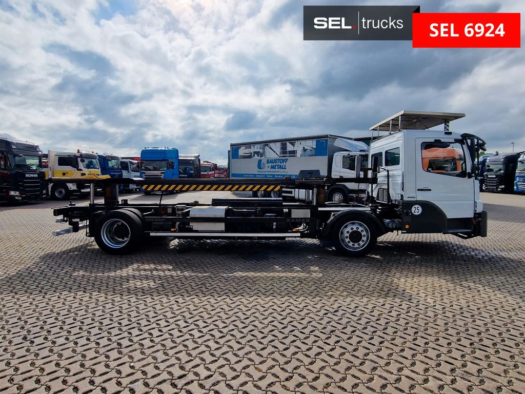 Mercedes-Benz KAMAG WBH 25 / Wiesel Umsetzer Sattelplatte - Autocarro portacontainer/ Caisse interchangeable: foto 4 Mercedes-Benz KAMAG WBH 25 / Wiesel Umsetzer Sattelplatte - Autocarro portacontainer/ Caisse interchangeable: foto 4