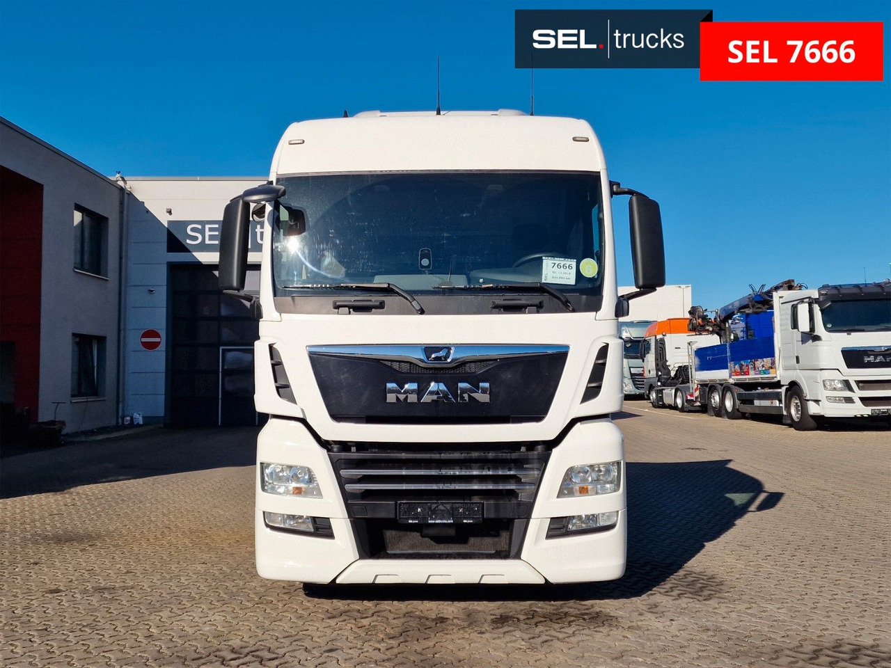 MAN TGX 18.460 4X2 LLS-U / Retarder / 2 Tanks - Trattore stradale: foto 2 MAN TGX 18.460 4X2 LLS-U / Retarder / 2 Tanks - Trattore stradale: foto 2